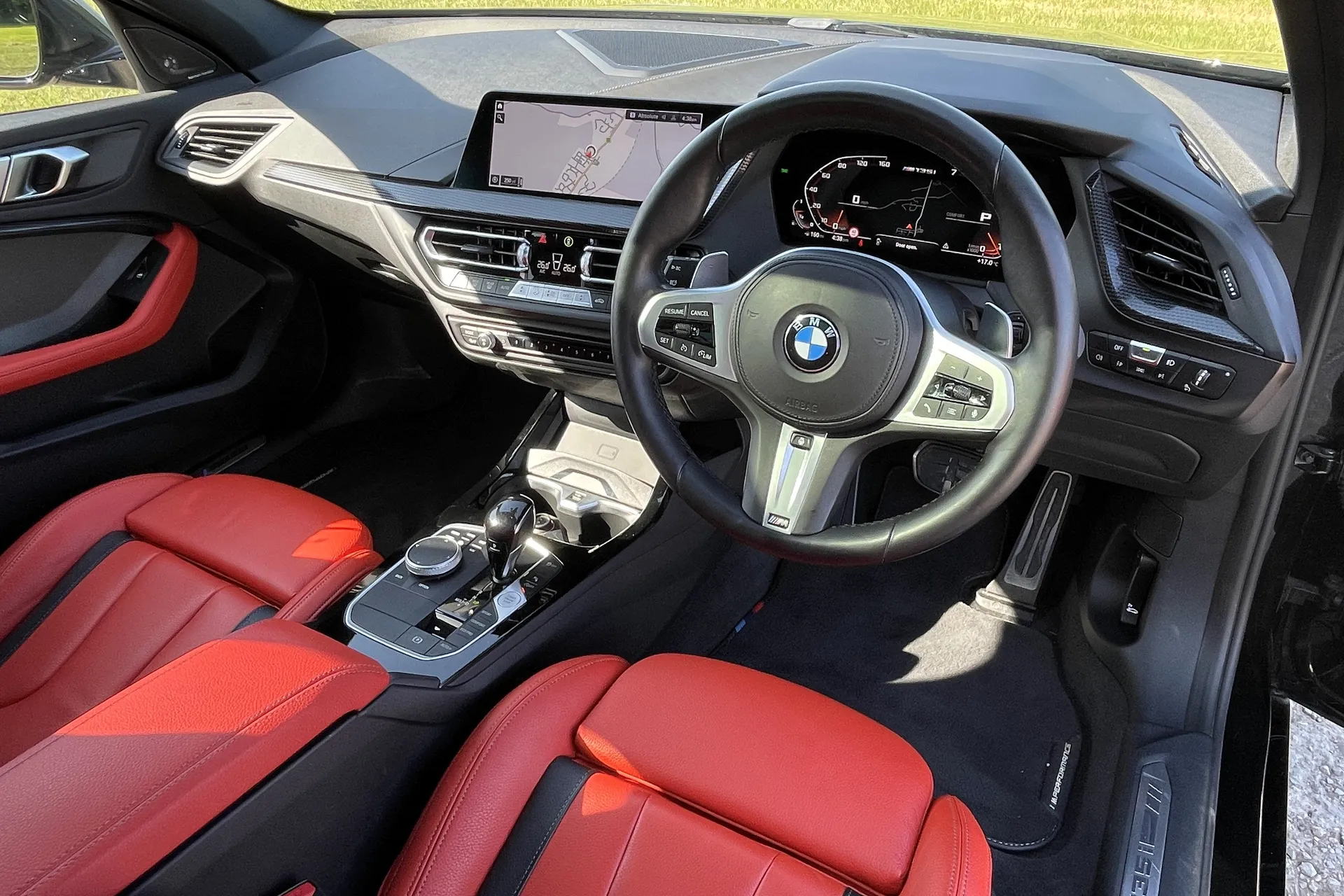 BMW 1 SERIES thumbnail image number 32