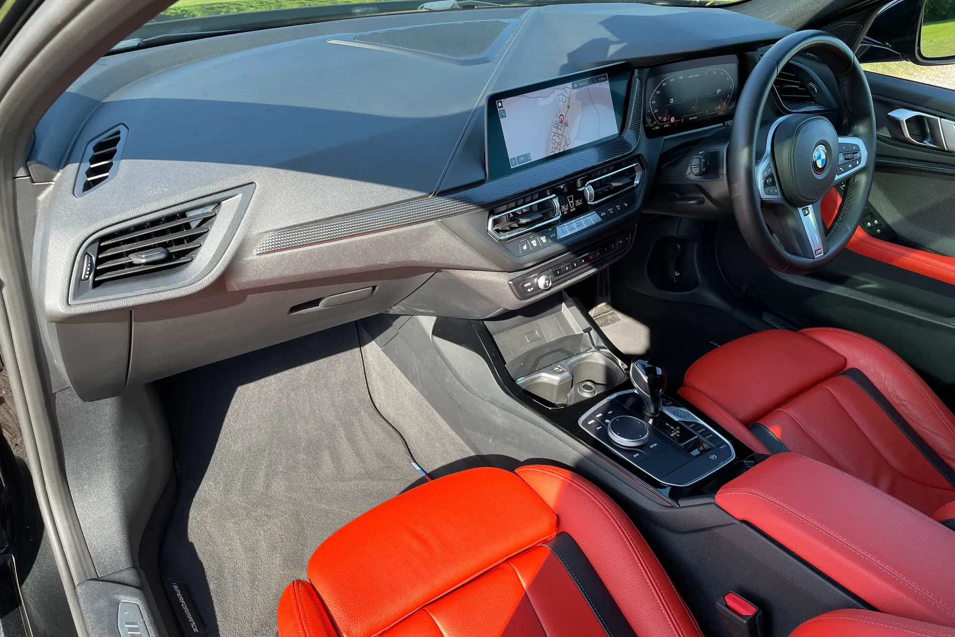 BMW 1 SERIES thumbnail image number 38