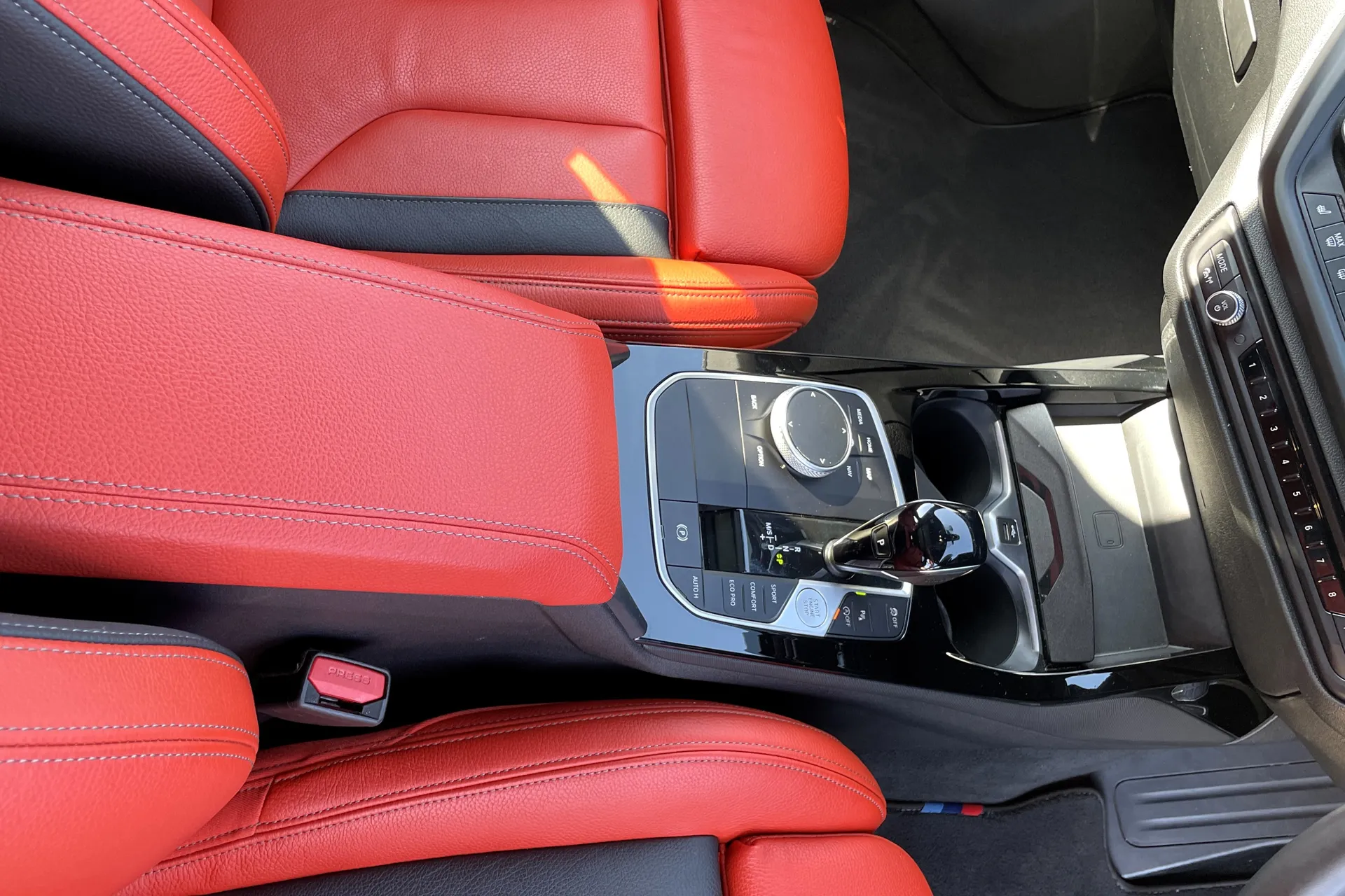 BMW 1 SERIES thumbnail image number 59
