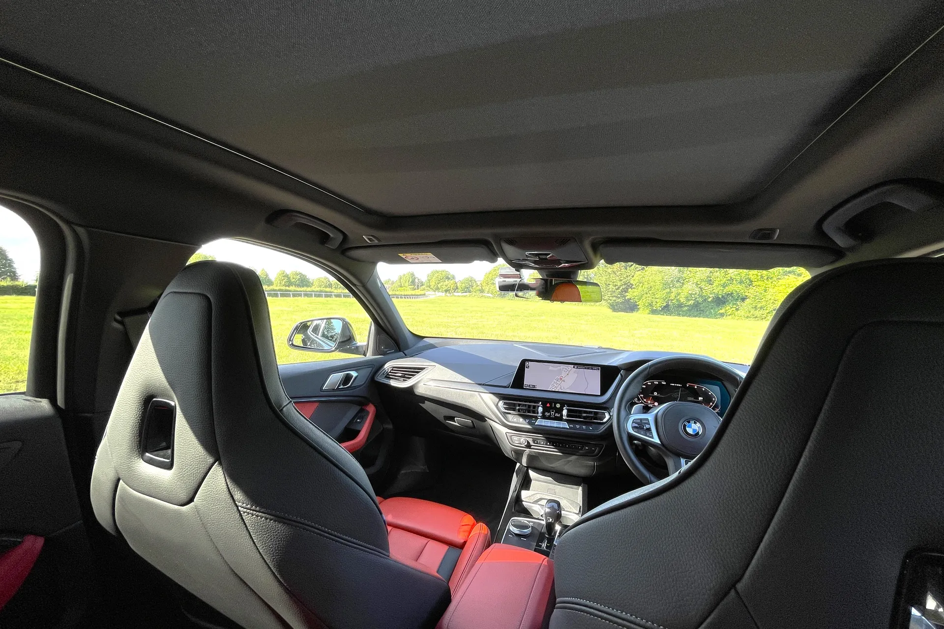 BMW 1 SERIES thumbnail image number 49