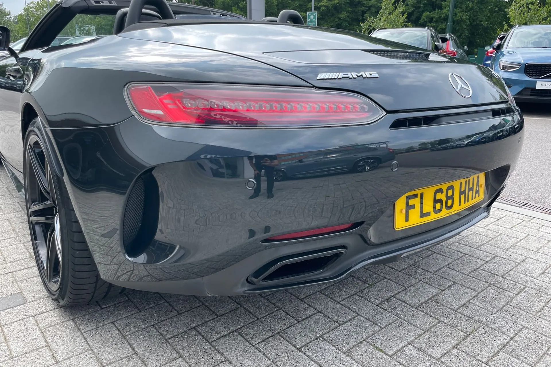 MERCEDES-BENZ AMG GT thumbnail image number 23