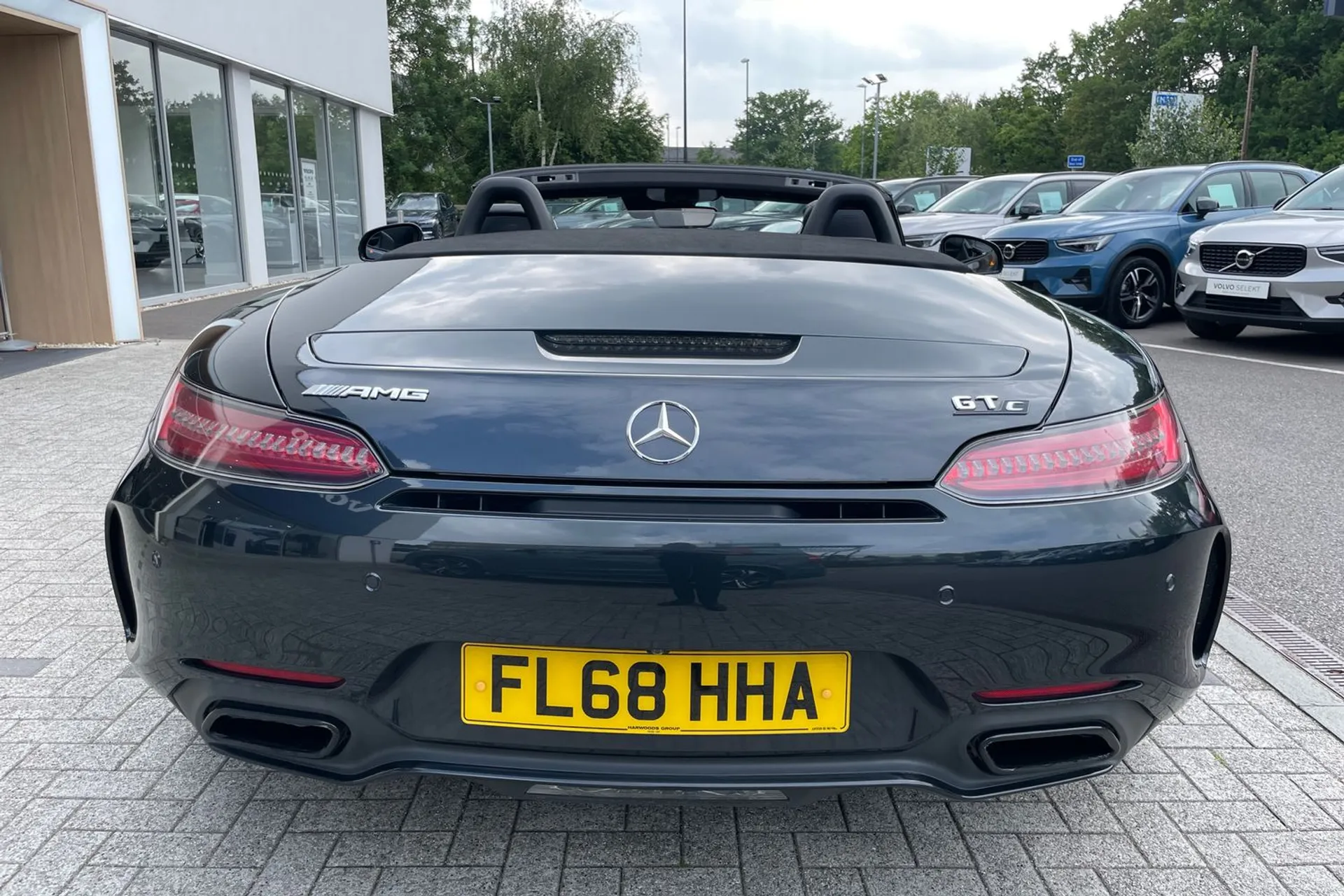 MERCEDES-BENZ AMG GT thumbnail image number 11