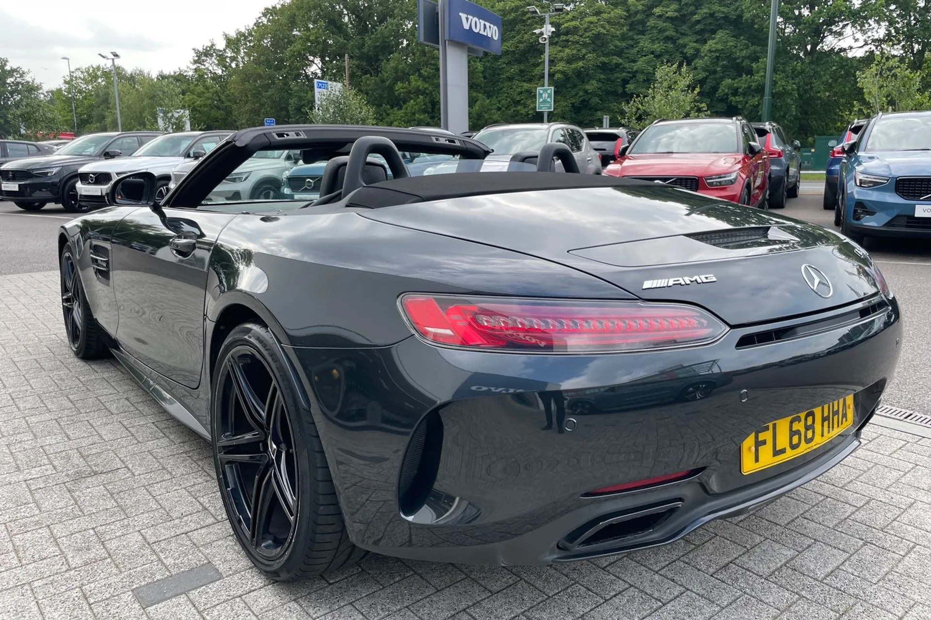 MERCEDES-BENZ AMG GT thumbnail image number 12