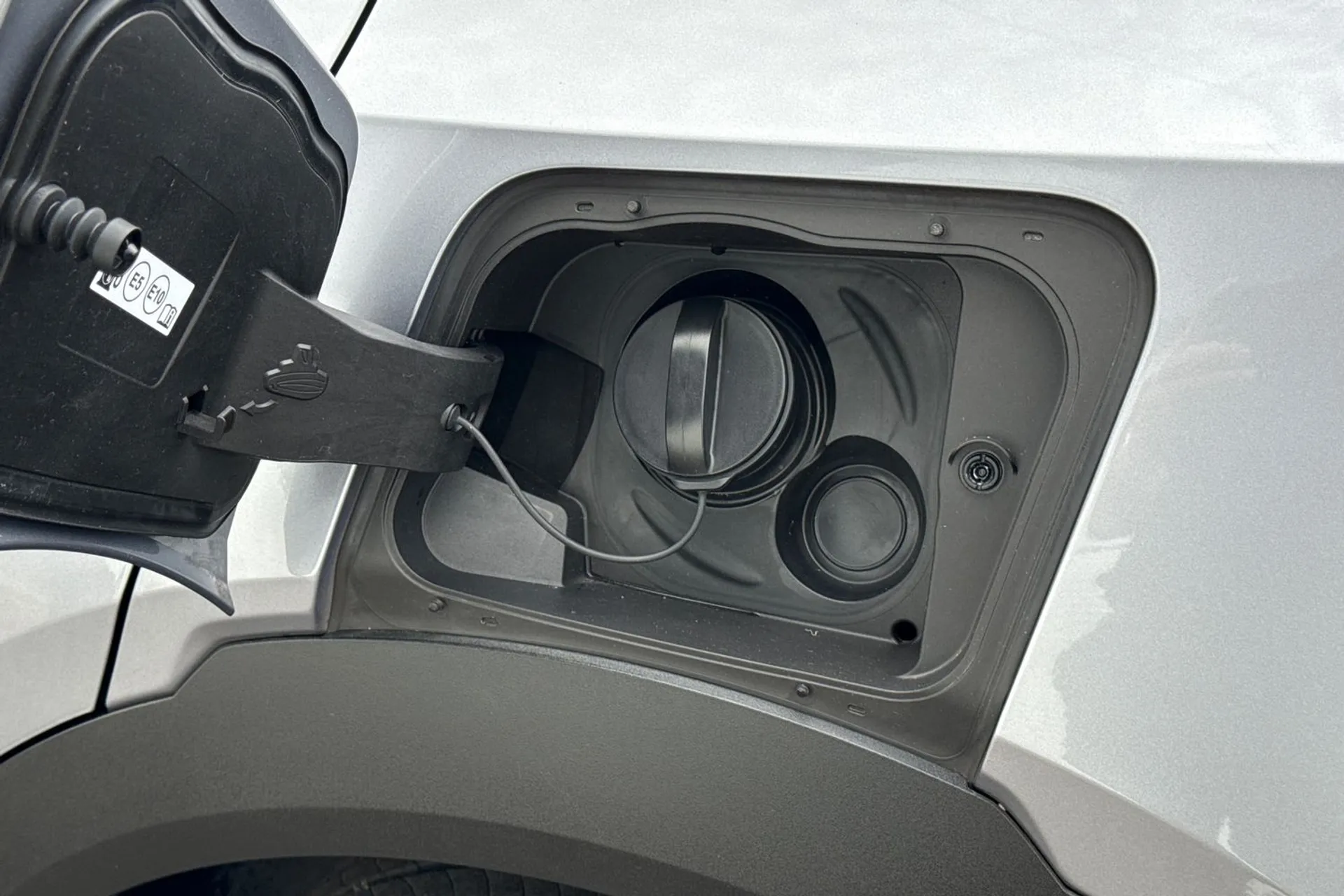 VAUXHALL MOKKA thumbnail image number 34