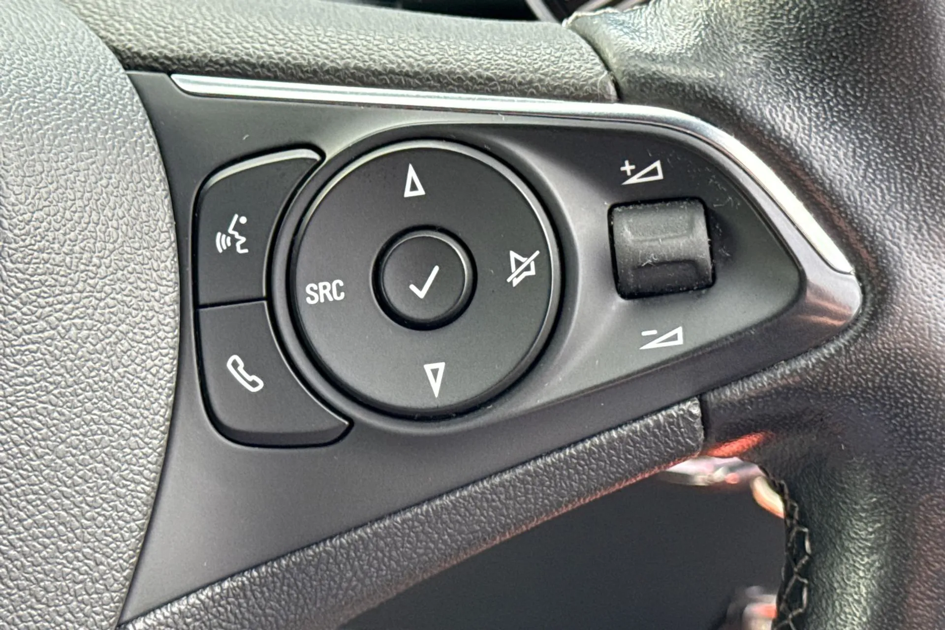VAUXHALL MOKKA thumbnail image number 45