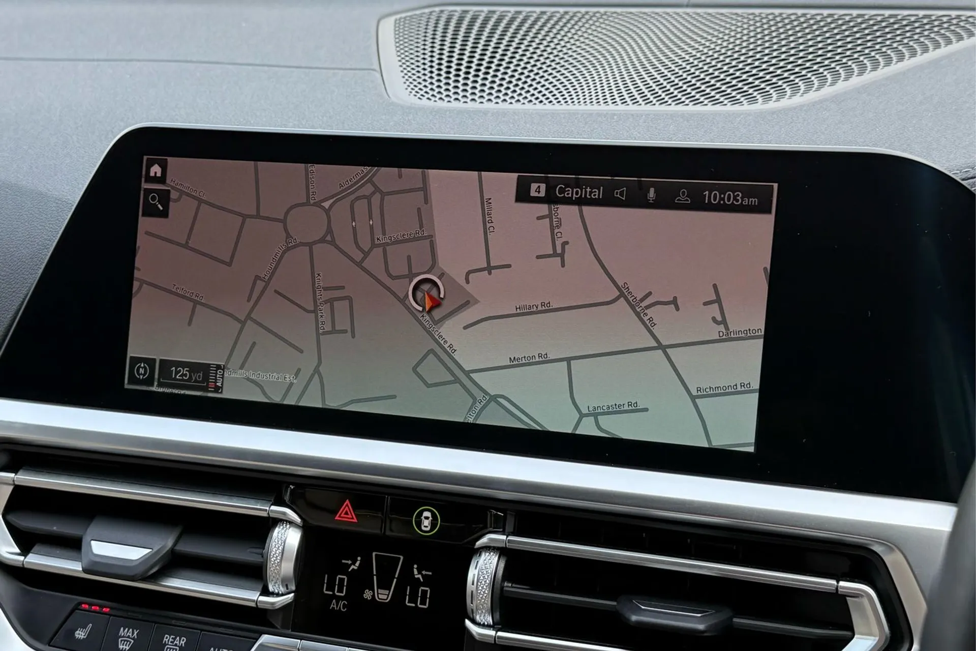 BMW 3 SERIES thumbnail image number 31