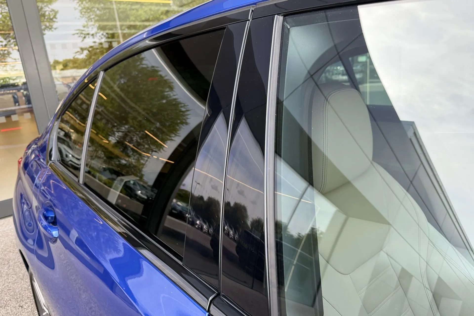 BMW 3 SERIES thumbnail image number 26