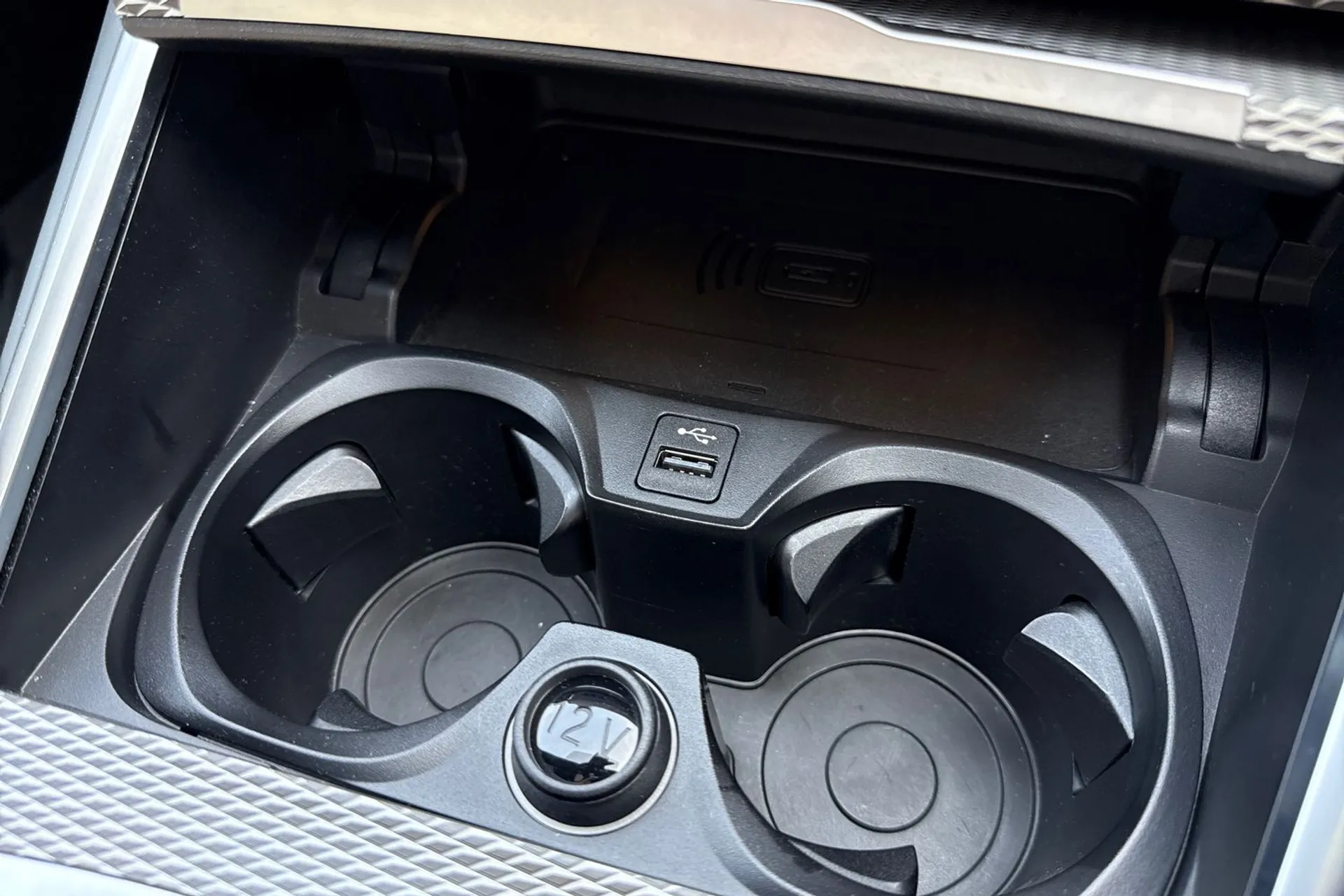 BMW 3 SERIES thumbnail image number 22