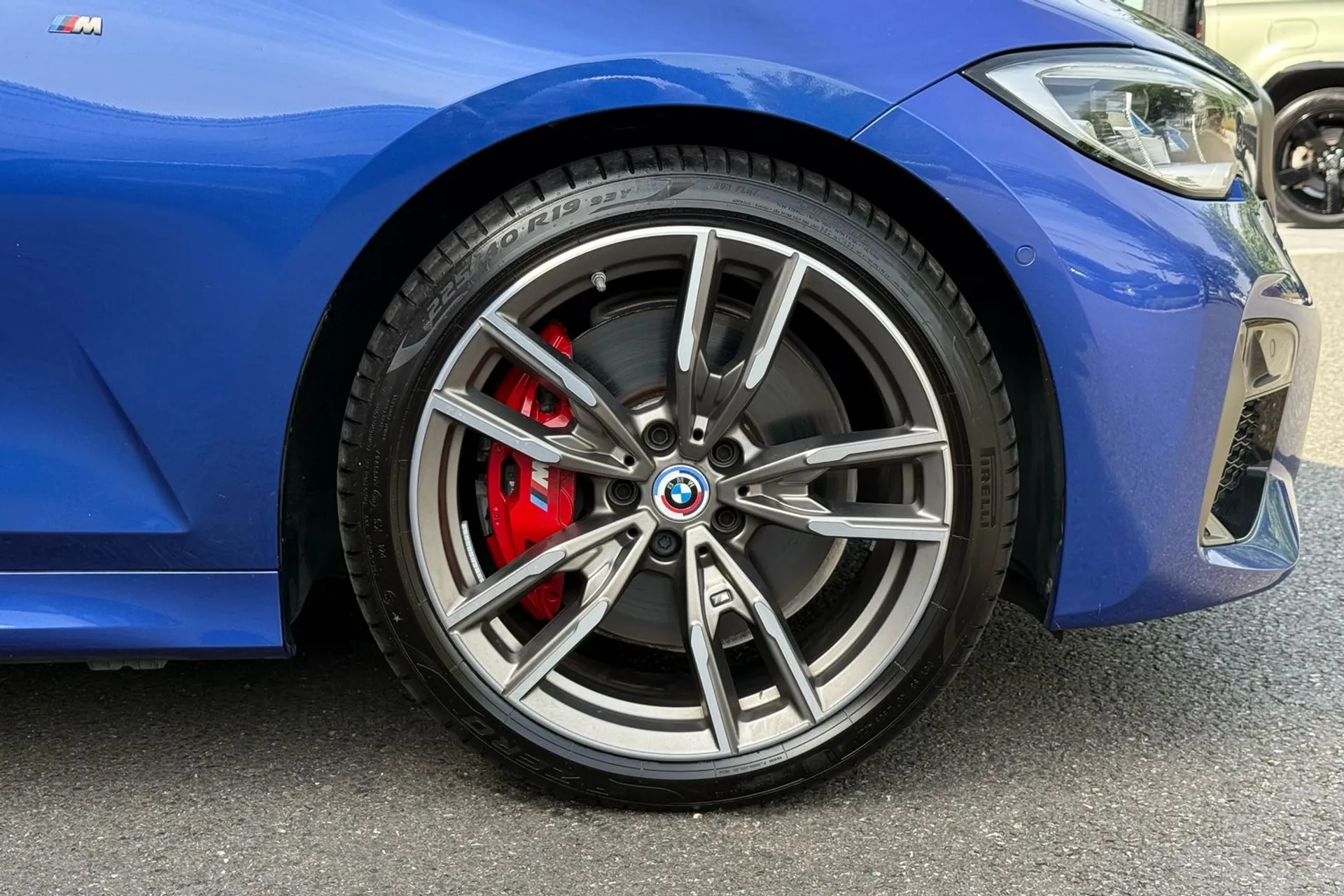 BMW 3 SERIES thumbnail image number 4