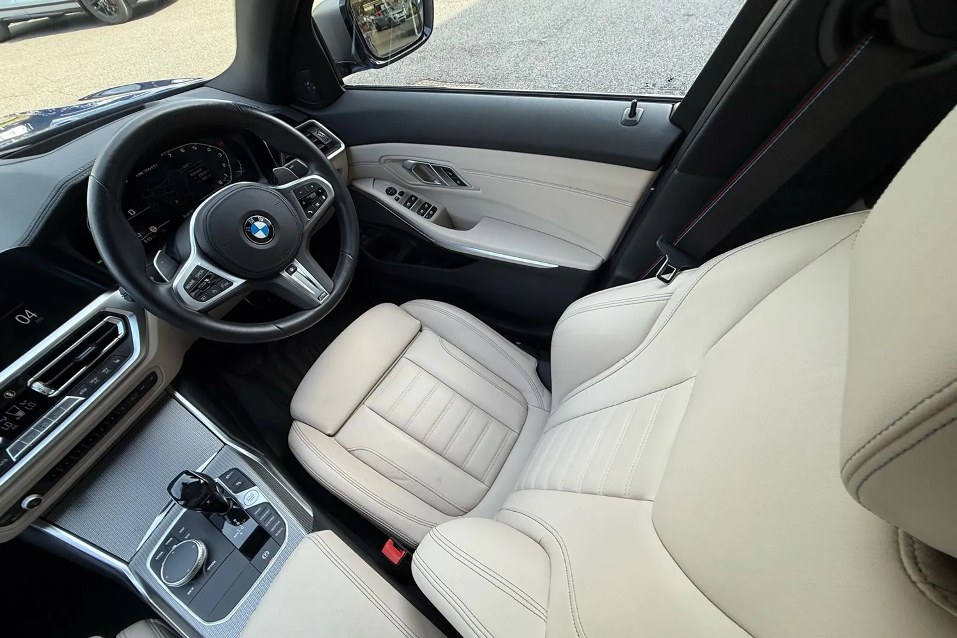 BMW 3 SERIES thumbnail image number 14