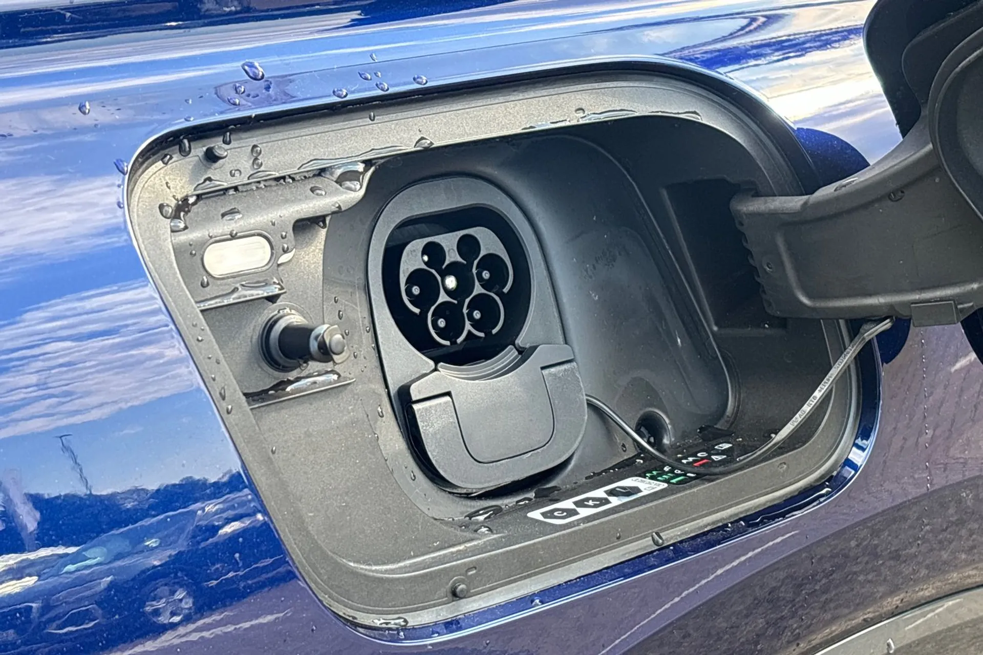 Audi Q4 thumbnail image number 22