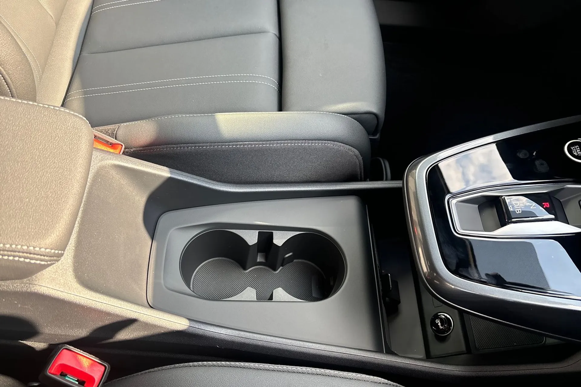 Audi Q4 thumbnail image number 46