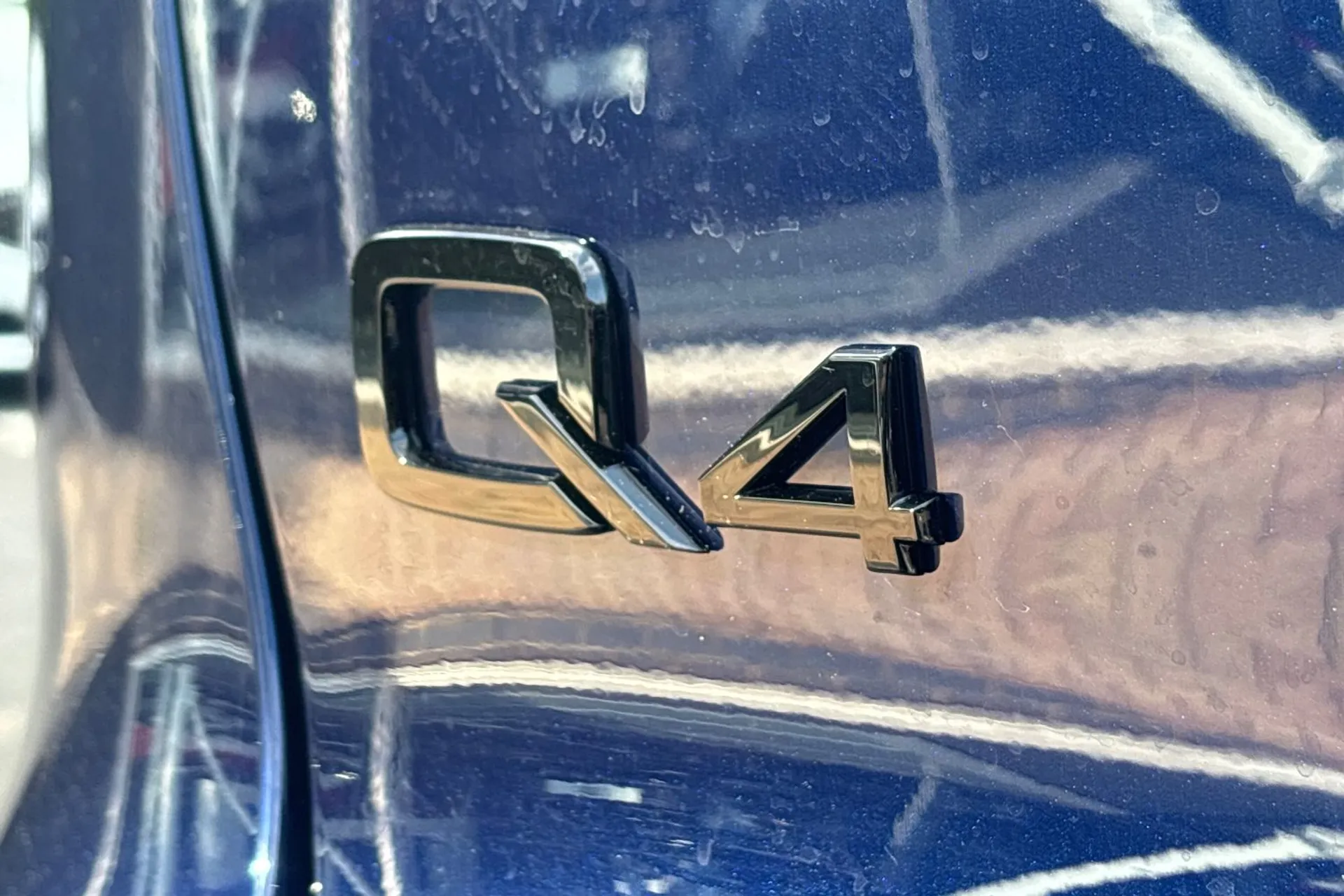 Audi Q4 thumbnail image number 38