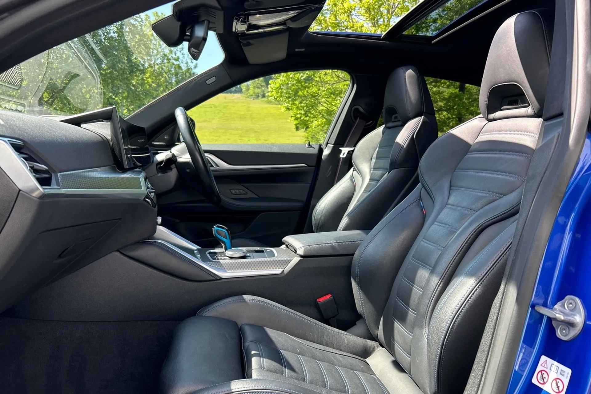 BMW I4 thumbnail image number 19