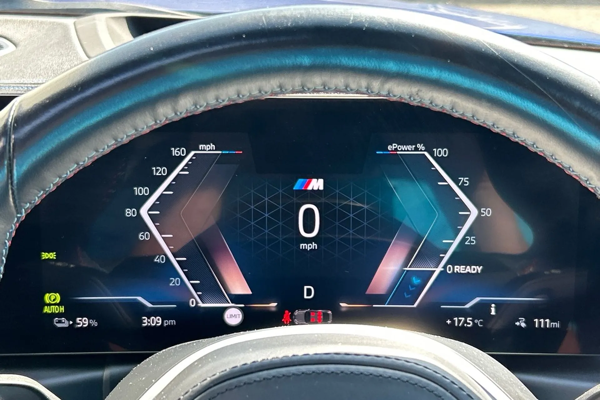 BMW I4 thumbnail image number 32