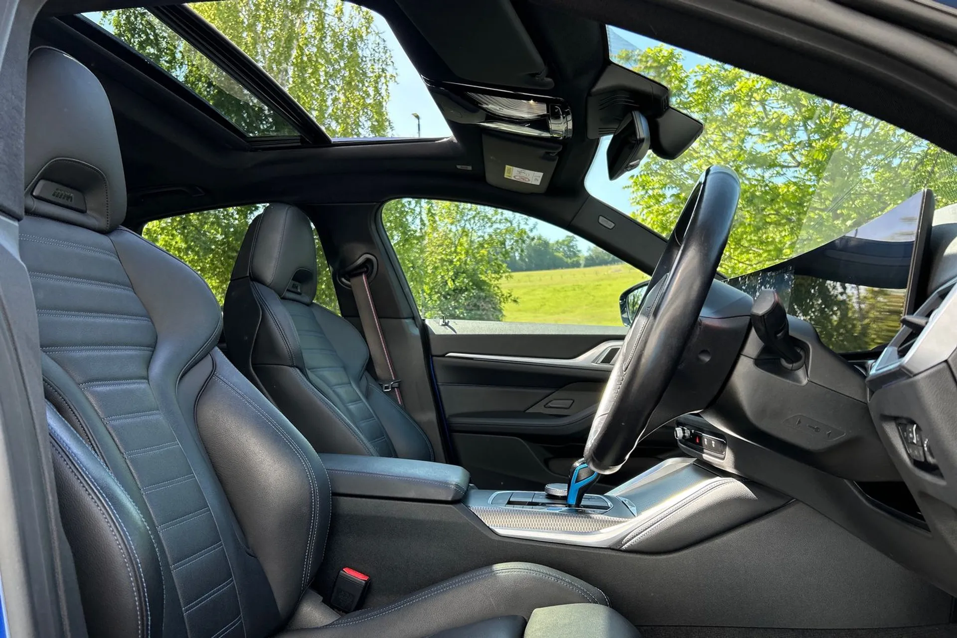BMW I4 thumbnail image number 12