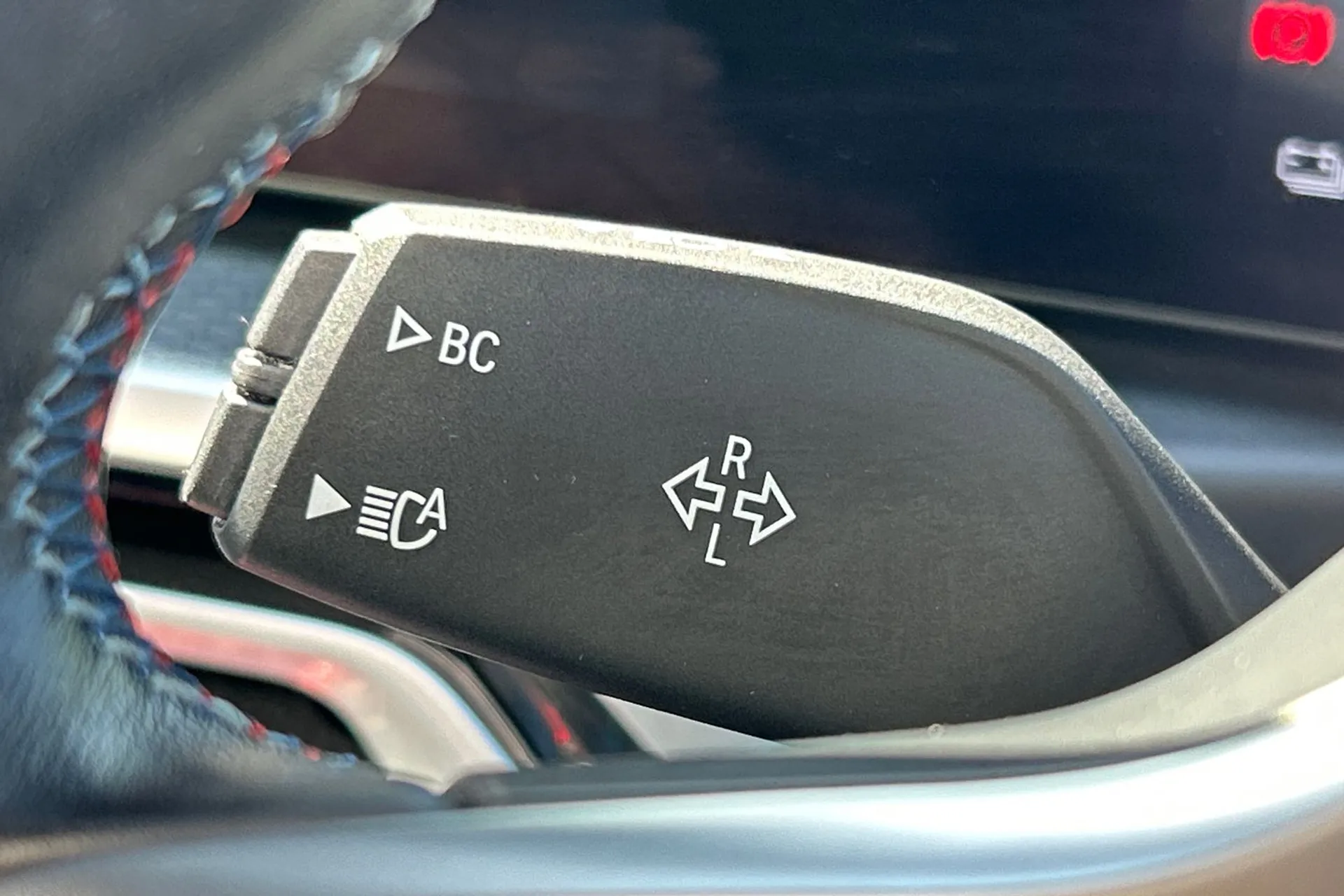 BMW I4 thumbnail image number 63