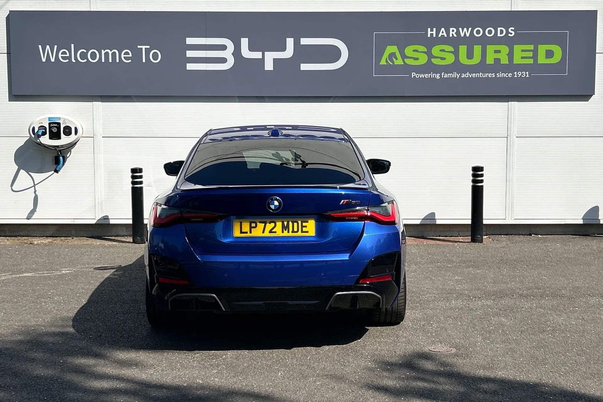 BMW I4 thumbnail image number 8