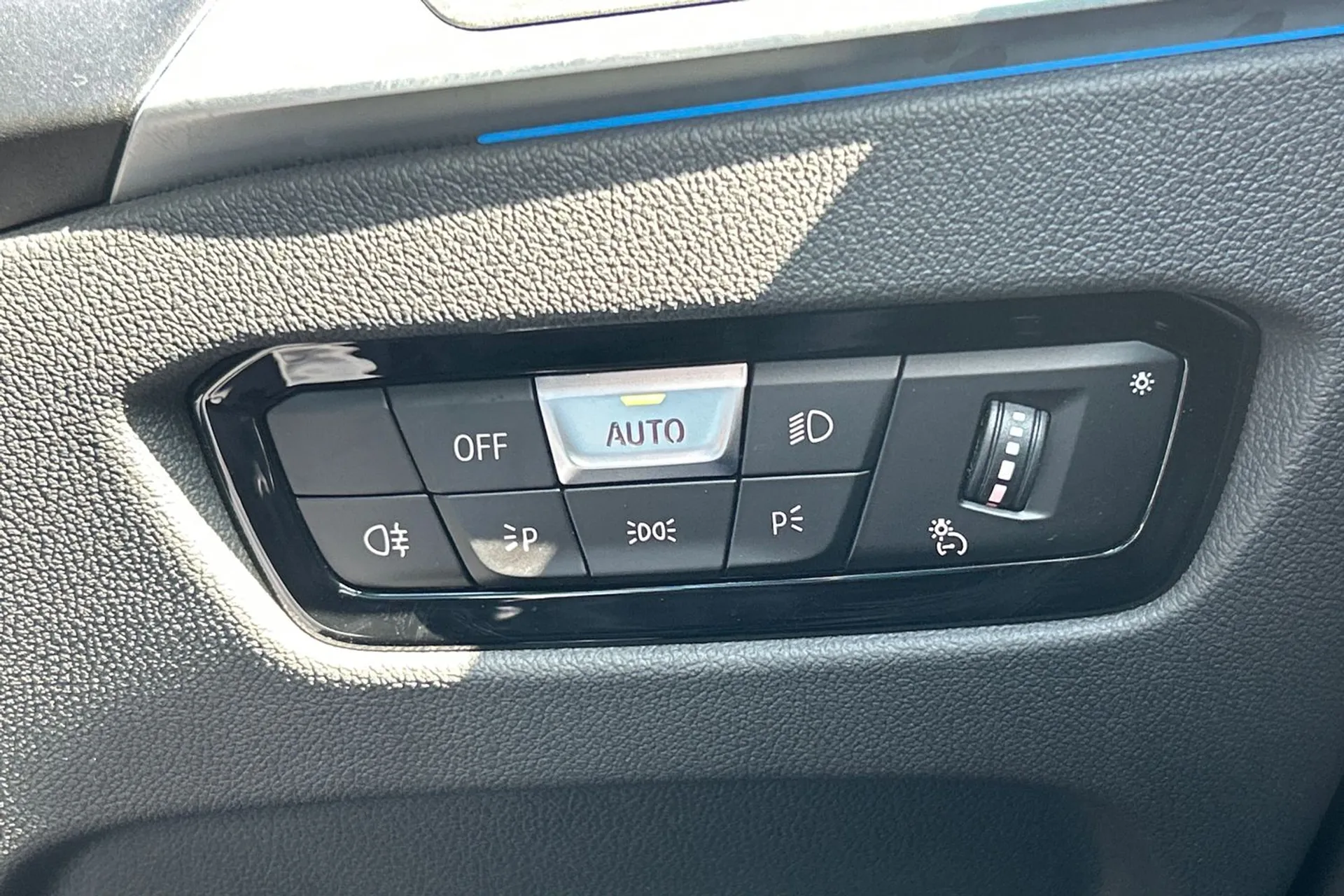 BMW I4 thumbnail image number 66