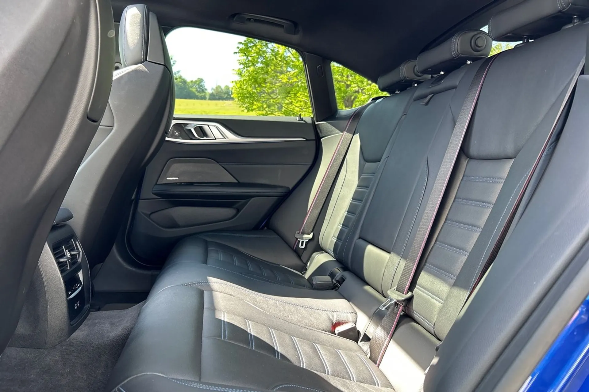 BMW I4 thumbnail image number 20