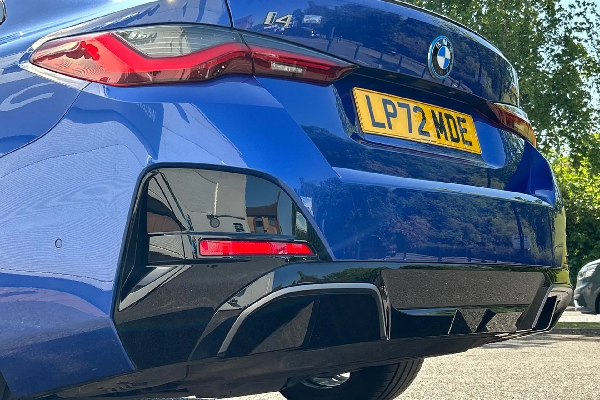 BMW I4 thumbnail image number 62