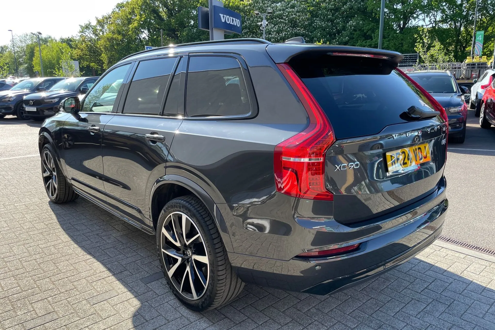 Volvo XC90 thumbnail image number 11