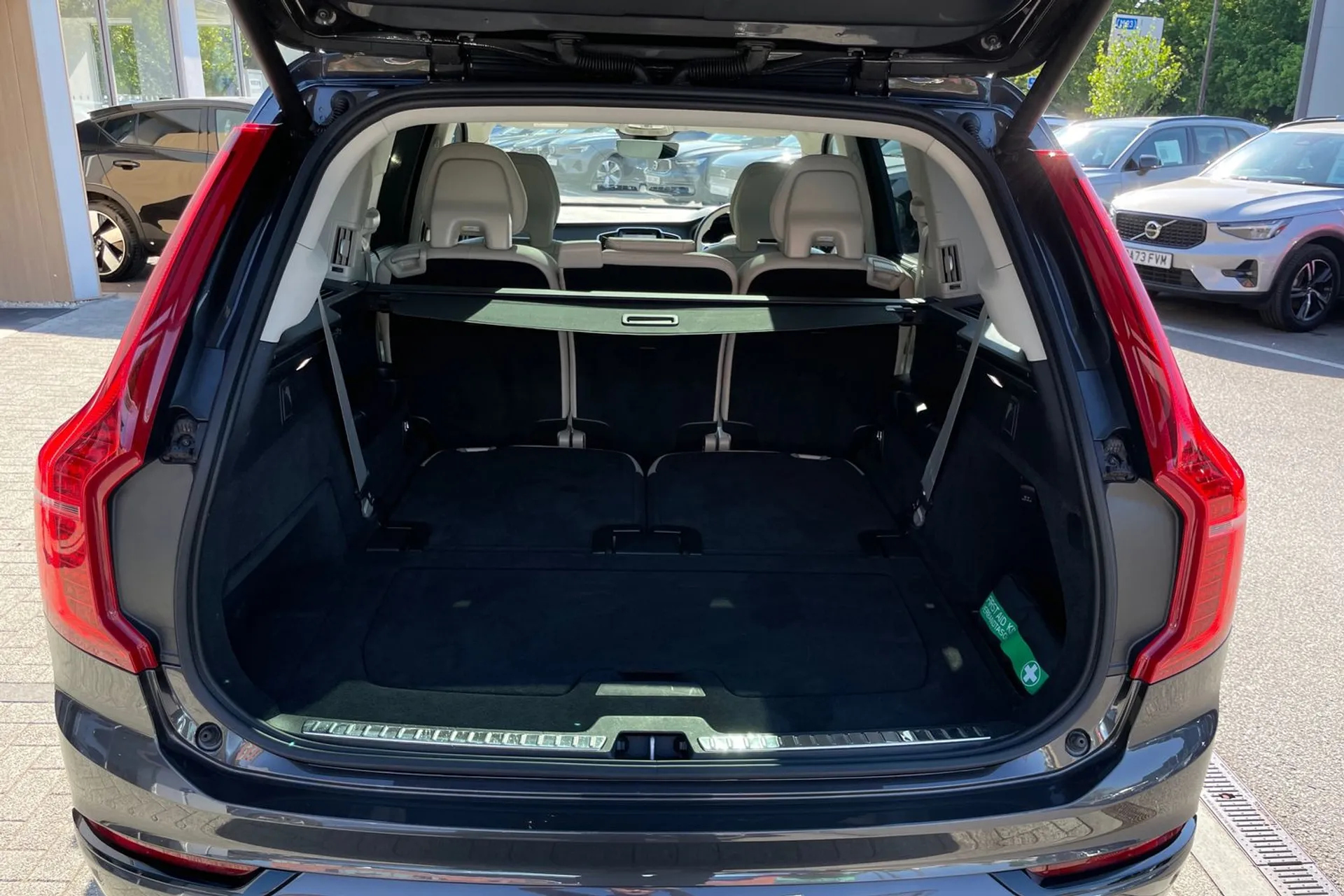 Volvo XC90 thumbnail image number 21