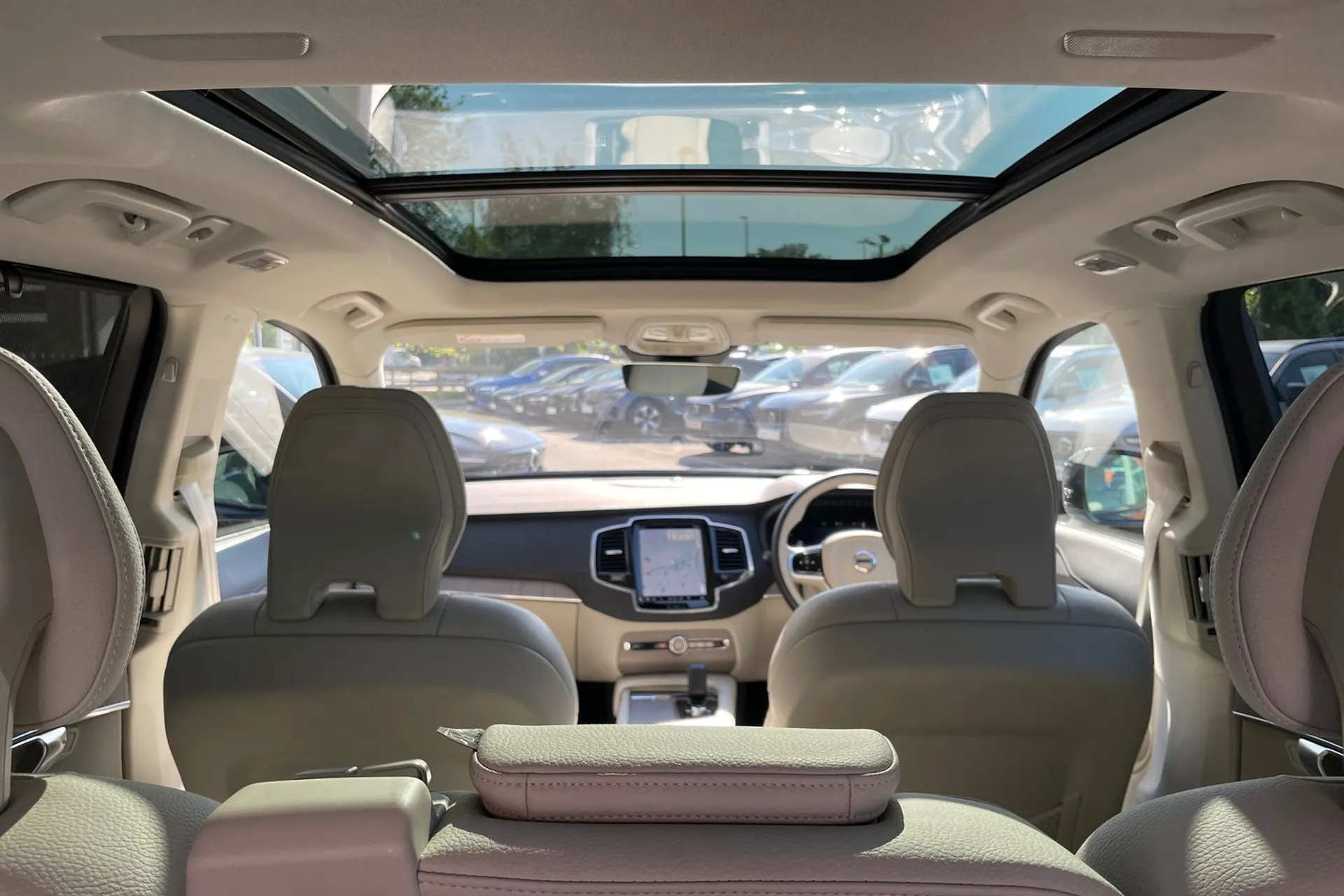 Volvo XC90 thumbnail image number 23