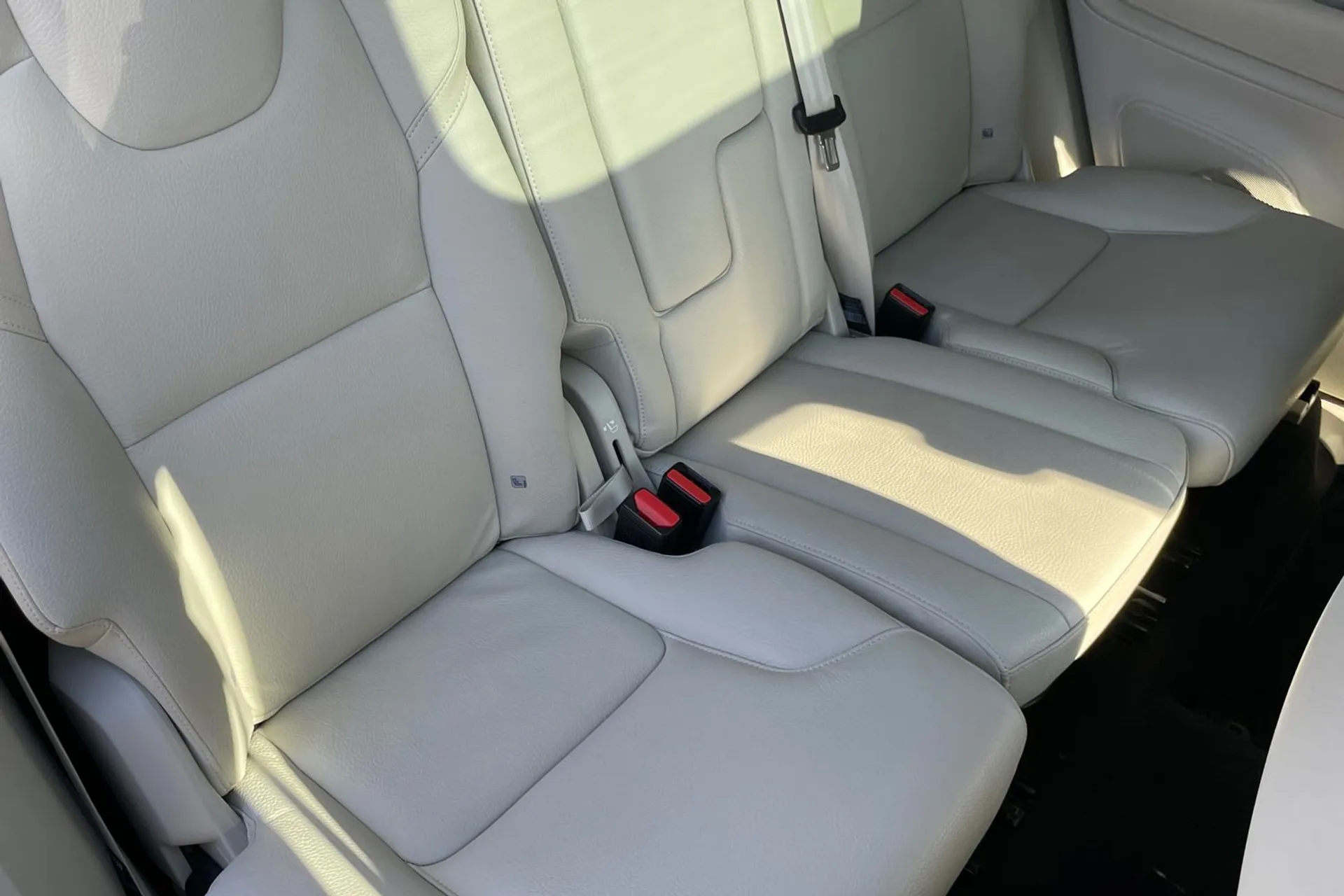Volvo XC90 thumbnail image number 26