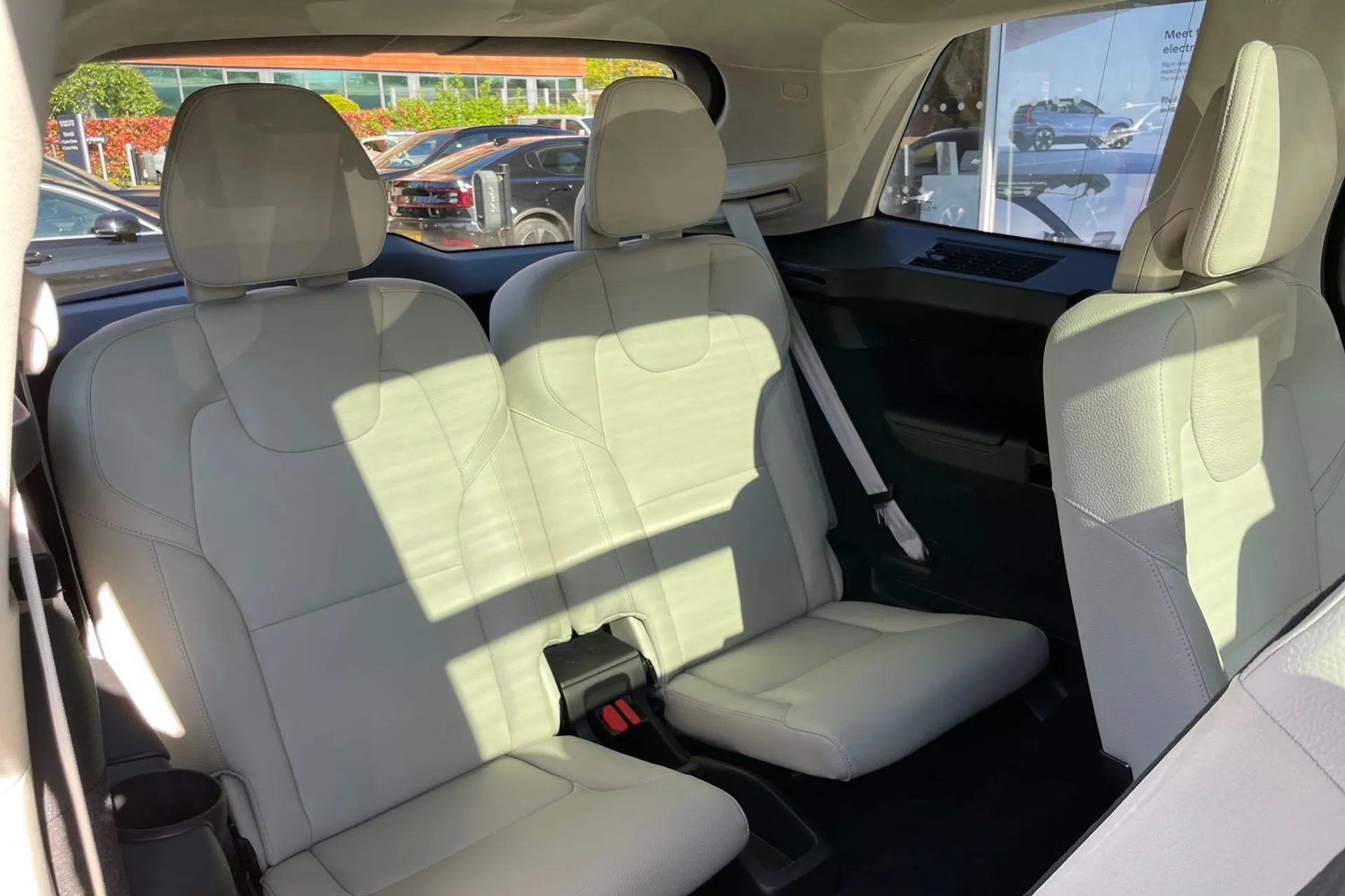 Volvo XC90 thumbnail image number 7