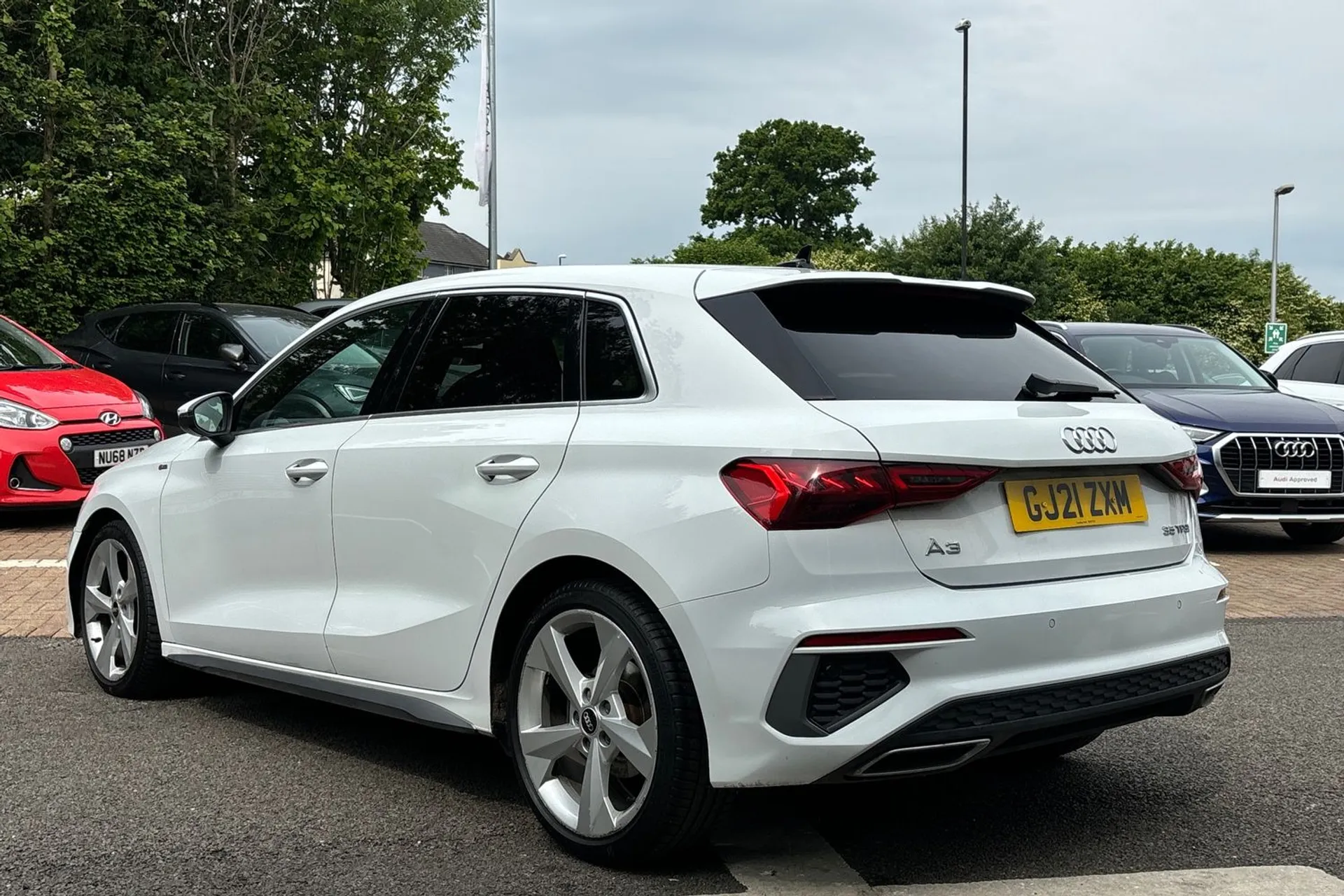 Audi A3 thumbnail image number 8