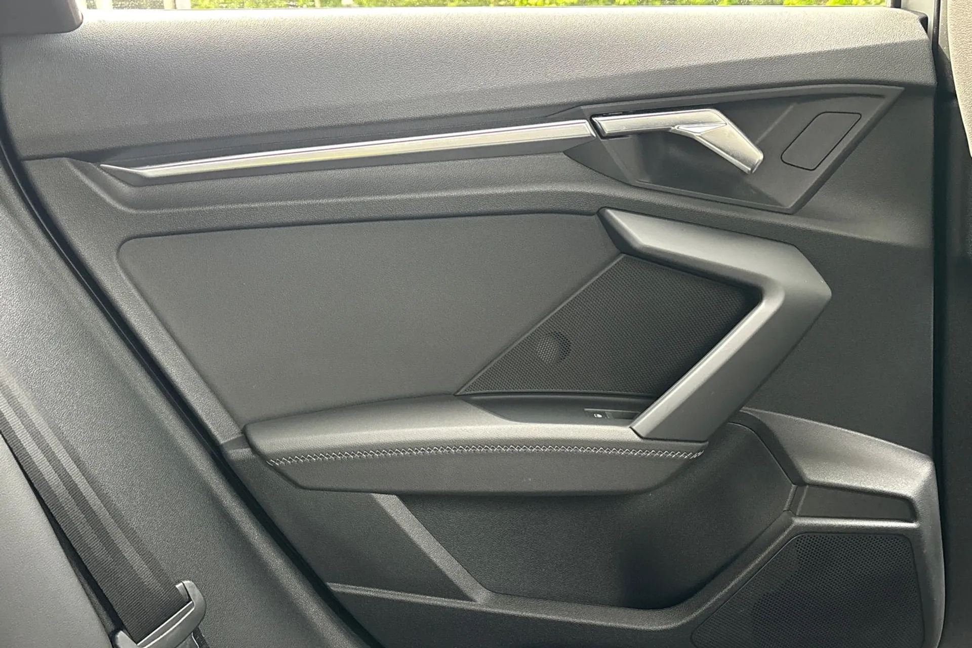 Audi A3 thumbnail image number 40