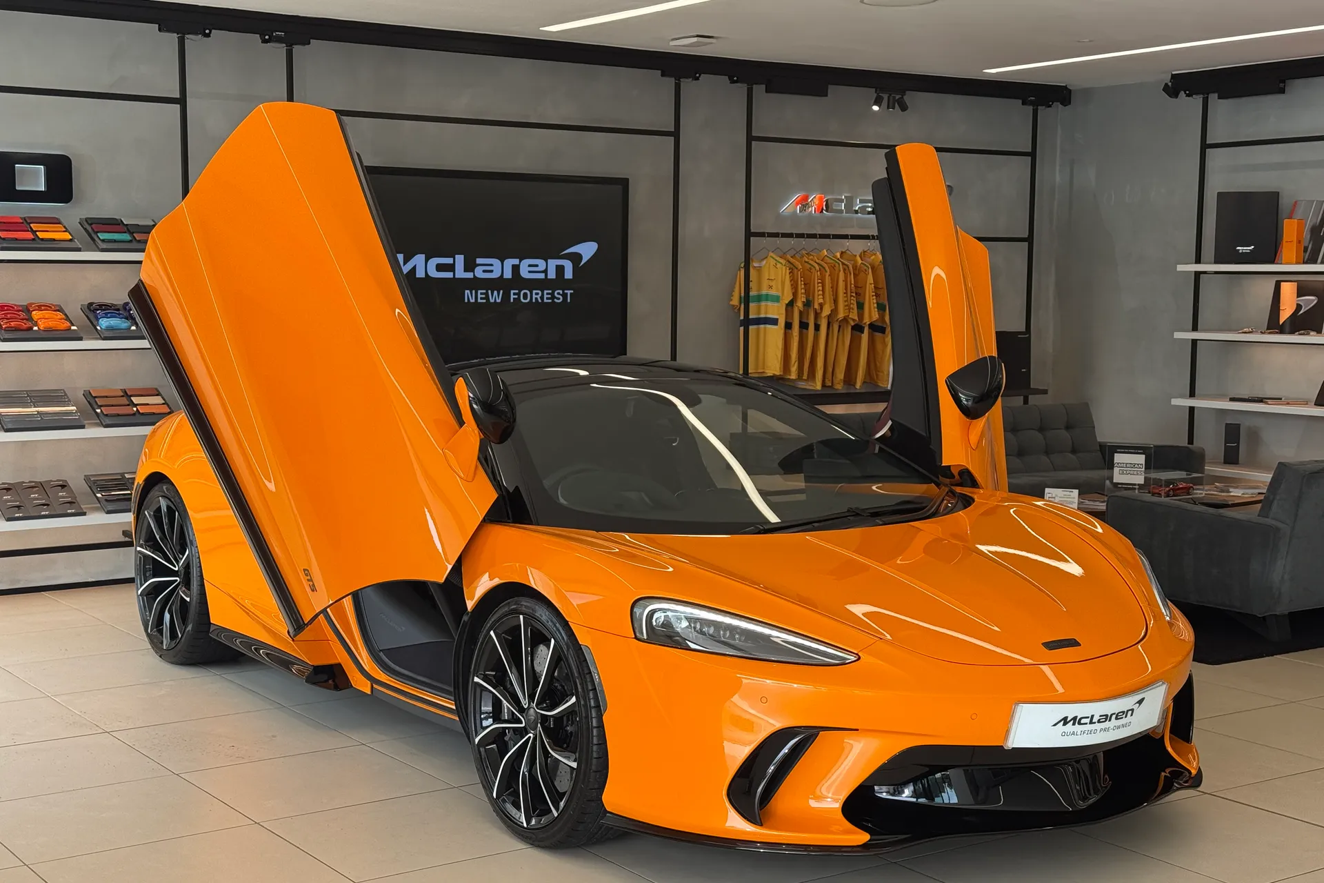 McLaren GTS thumbnail image number 32