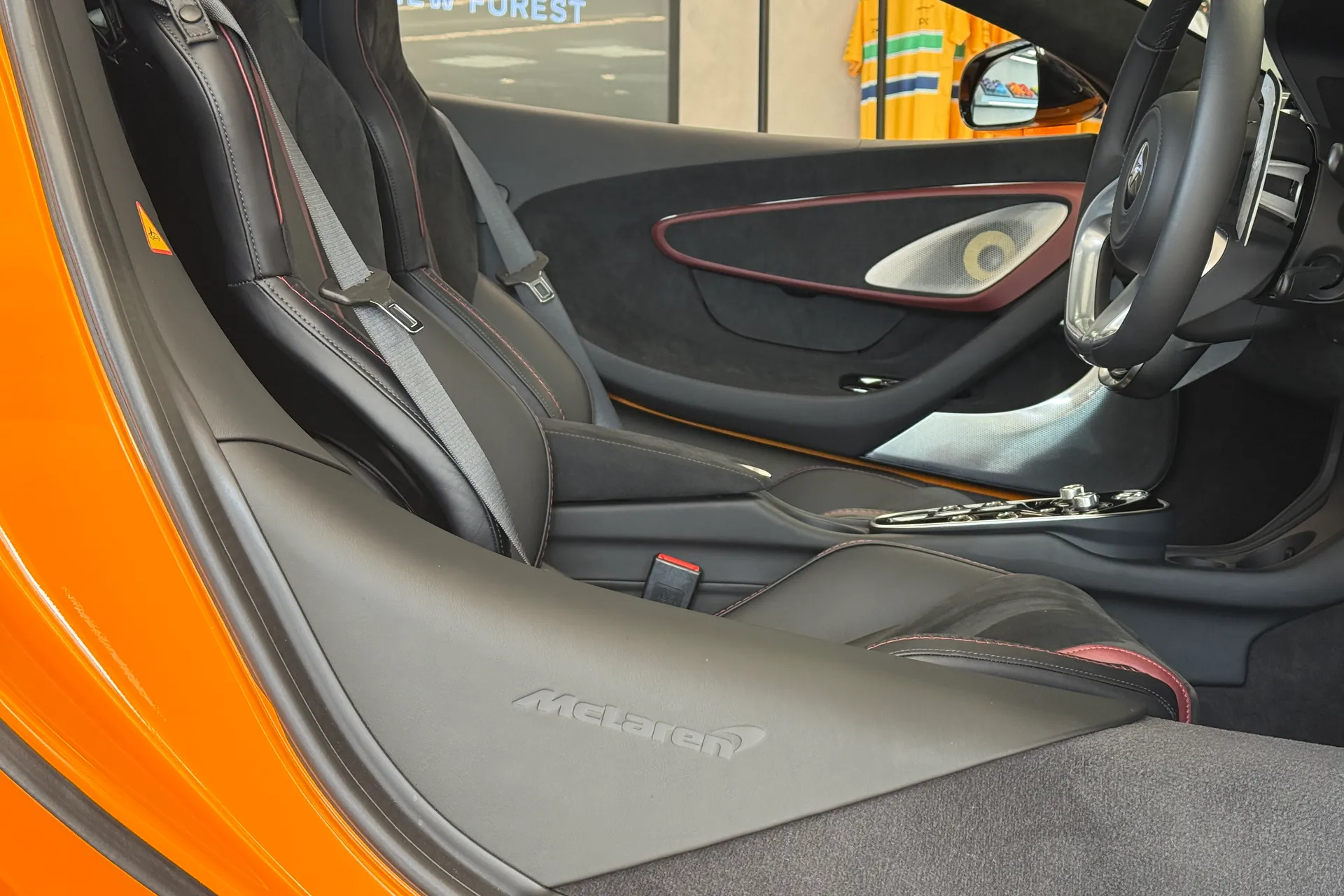 McLaren GTS thumbnail image number 5