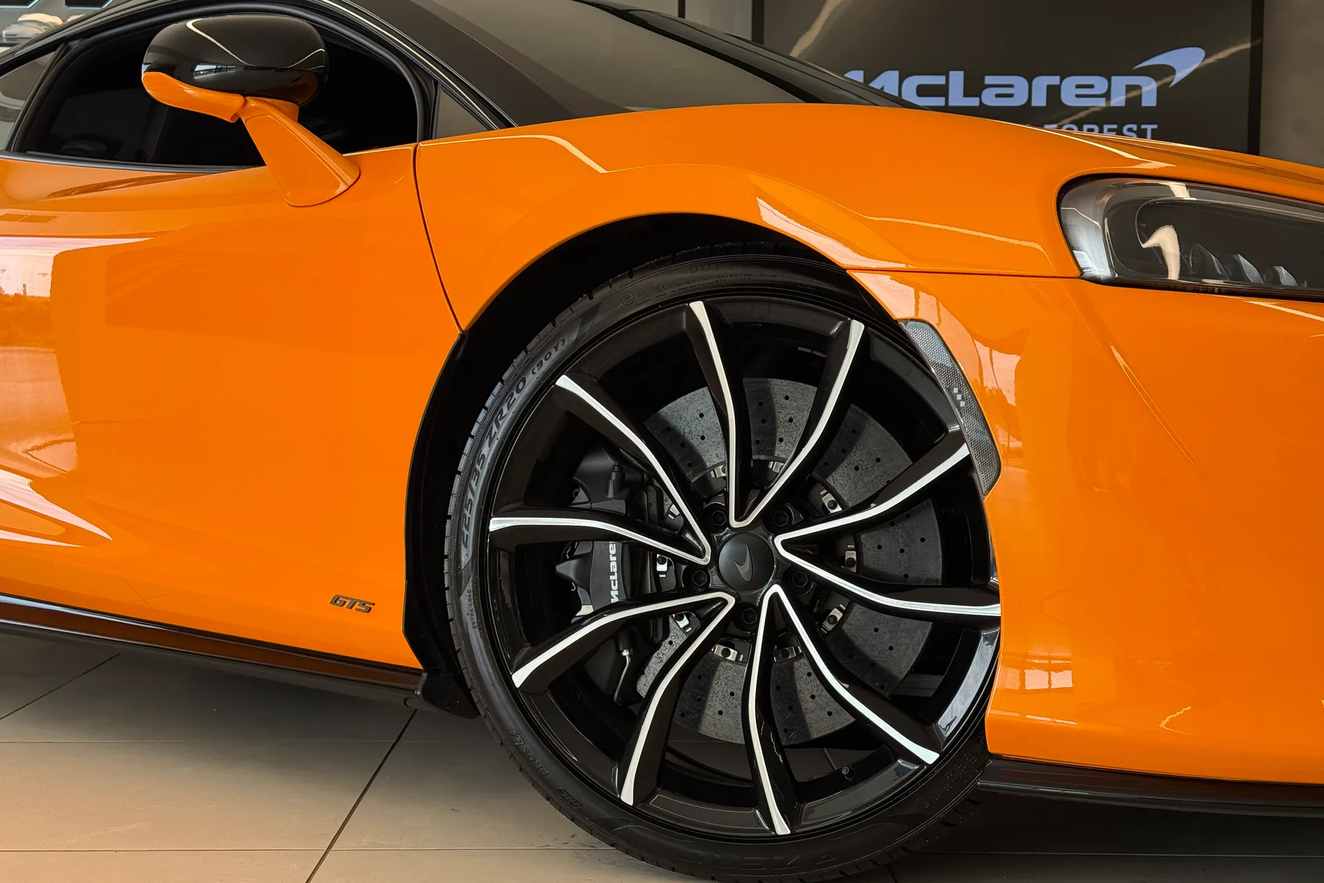 McLaren GTS thumbnail image number 28