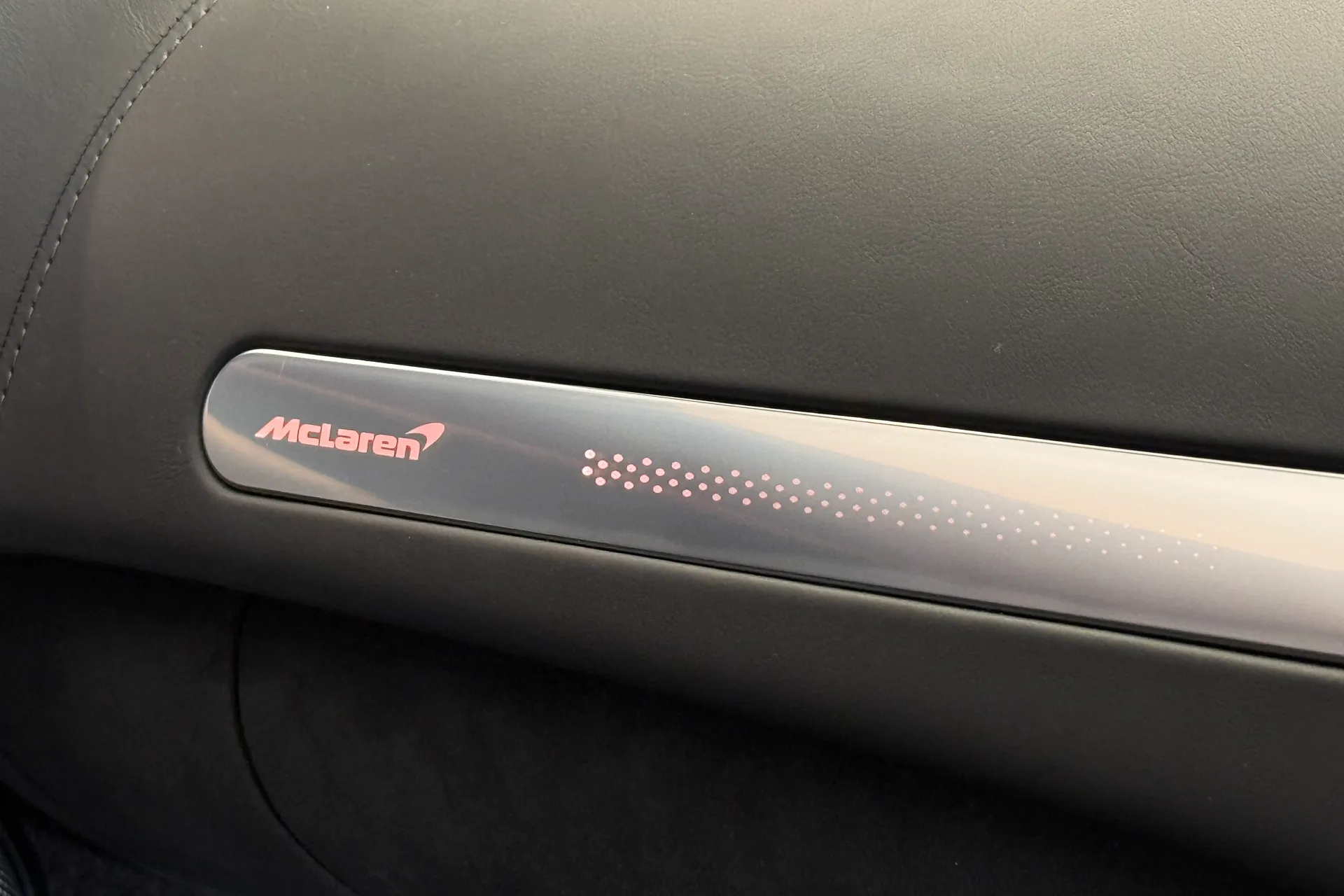 McLaren GTS thumbnail image number 14