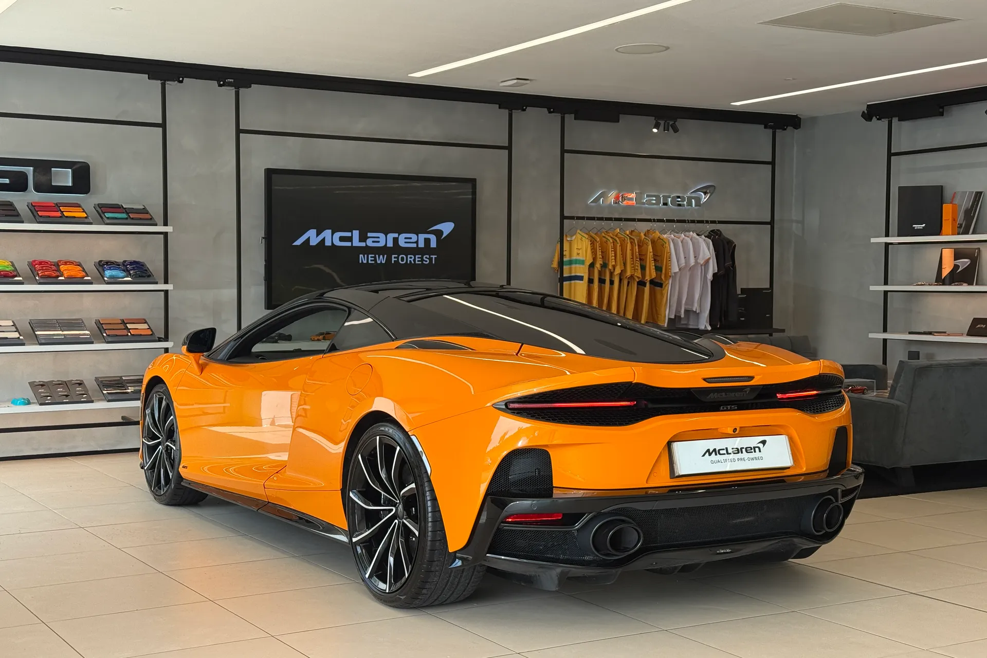 McLaren GTS thumbnail image number 41
