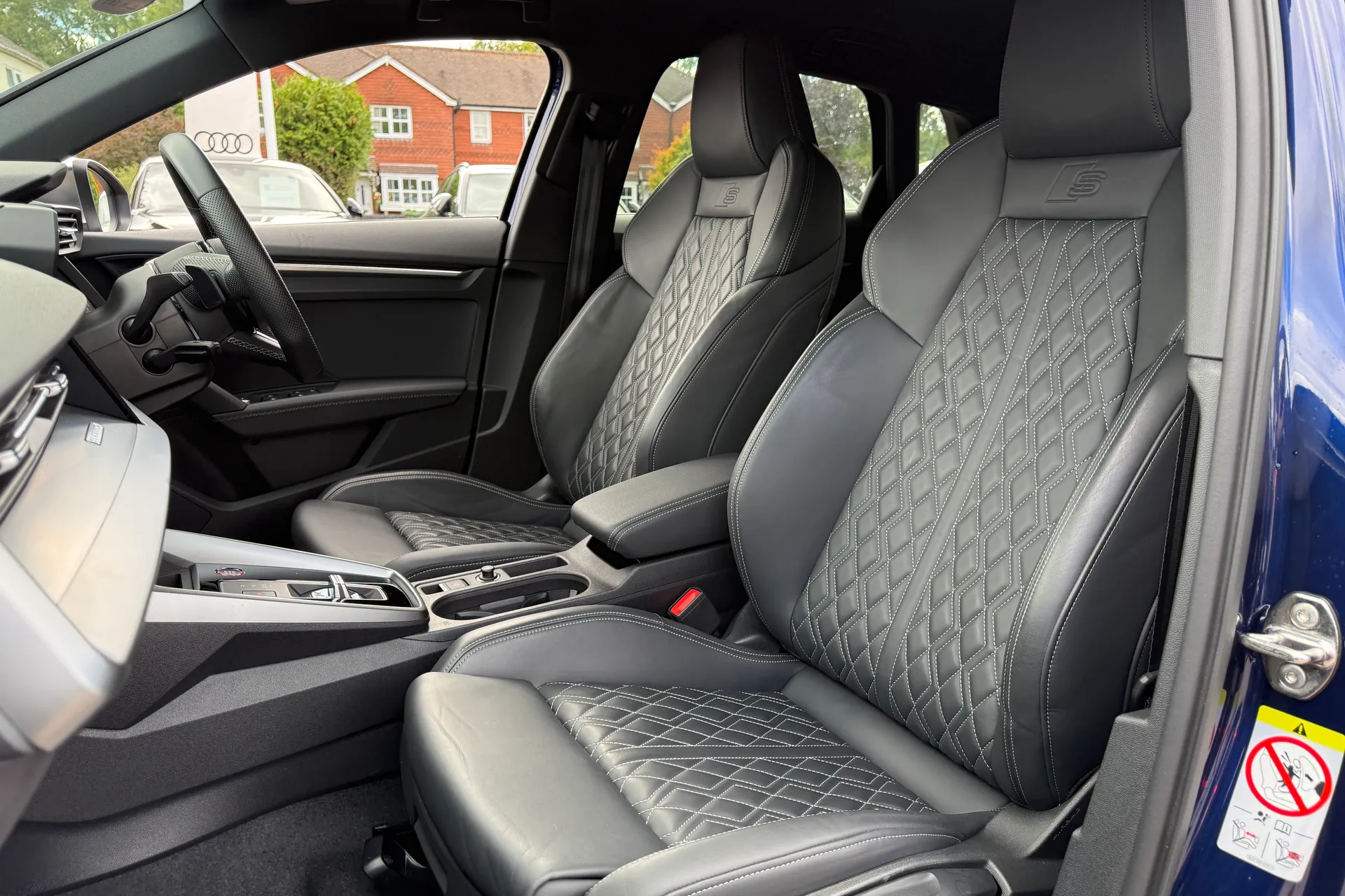 Audi A3 thumbnail image number 32