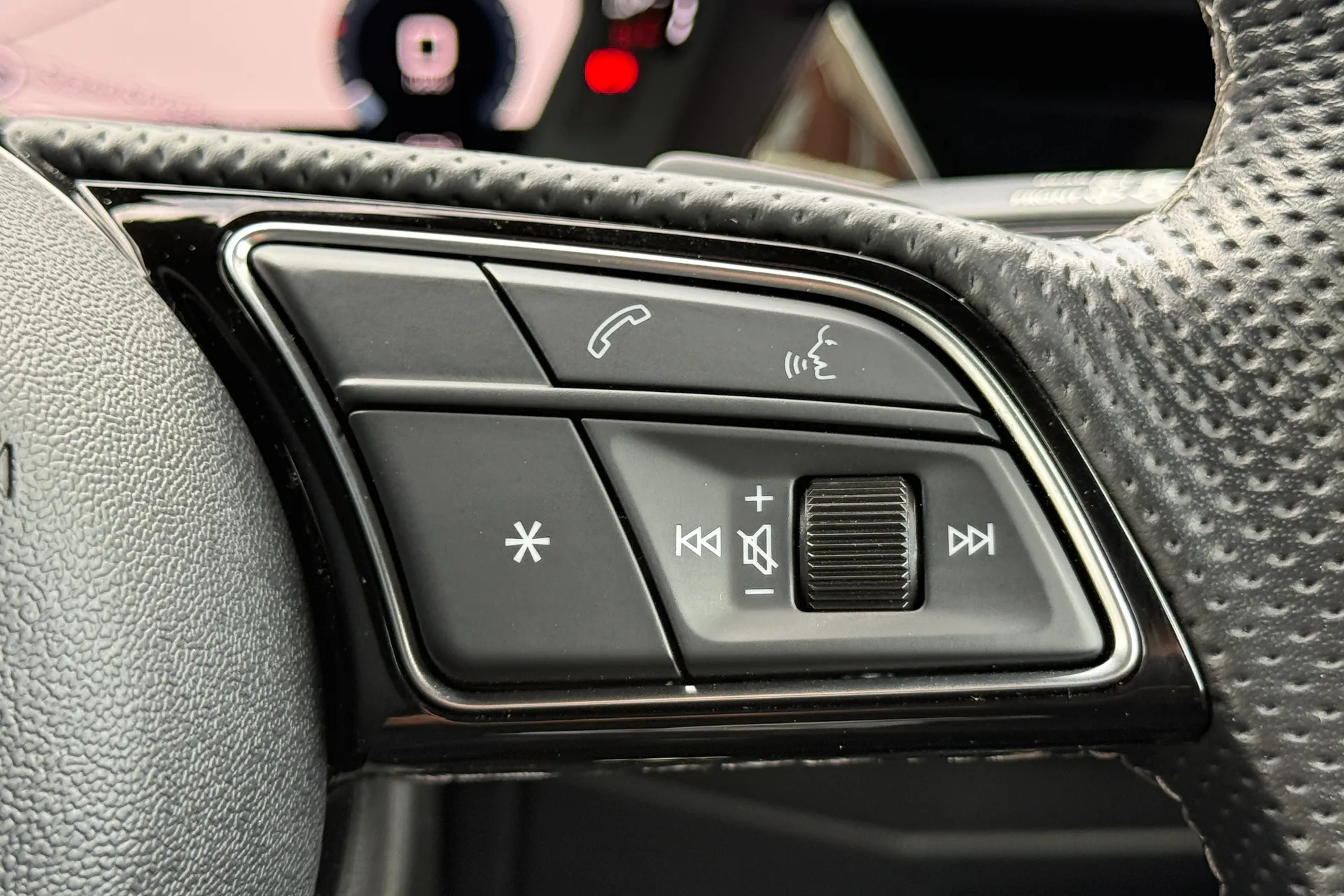 Audi A3 thumbnail image number 24