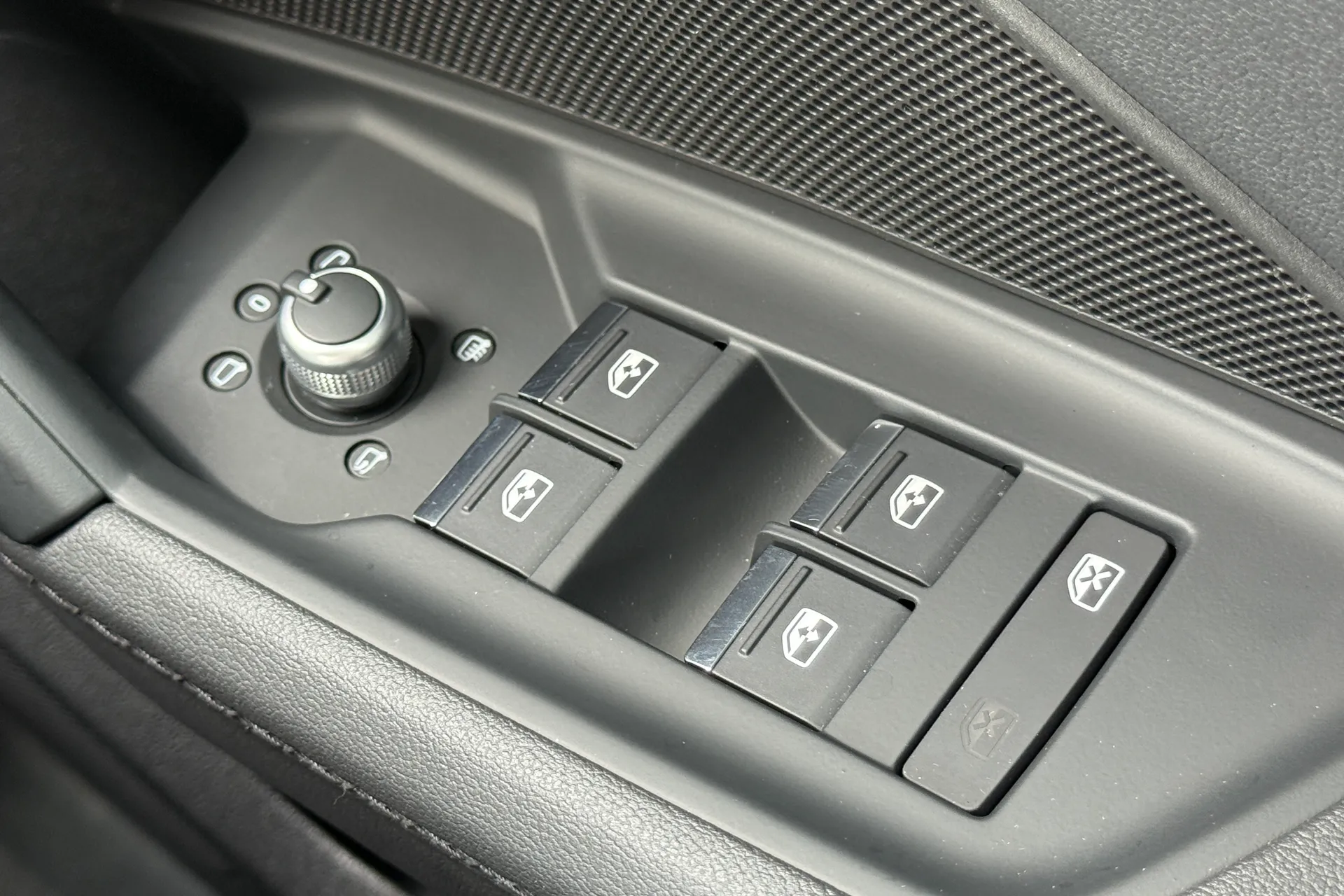 Audi A3 thumbnail image number 21