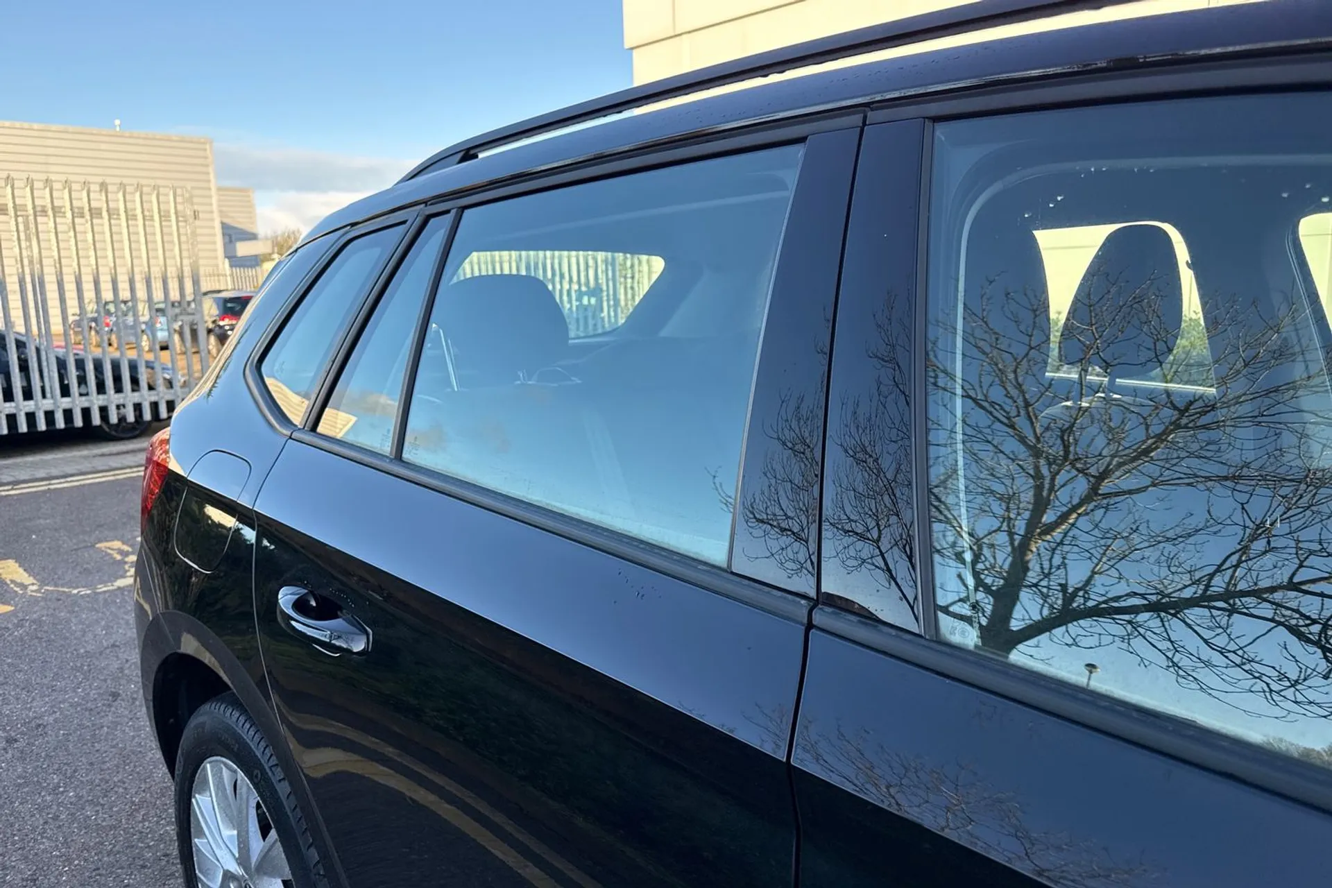 SKODA KAMIQ thumbnail image number 13