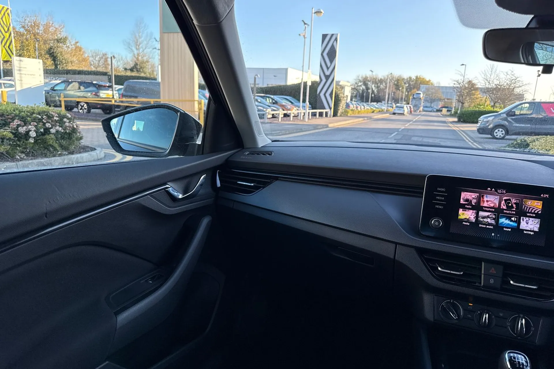 SKODA KAMIQ thumbnail image number 36