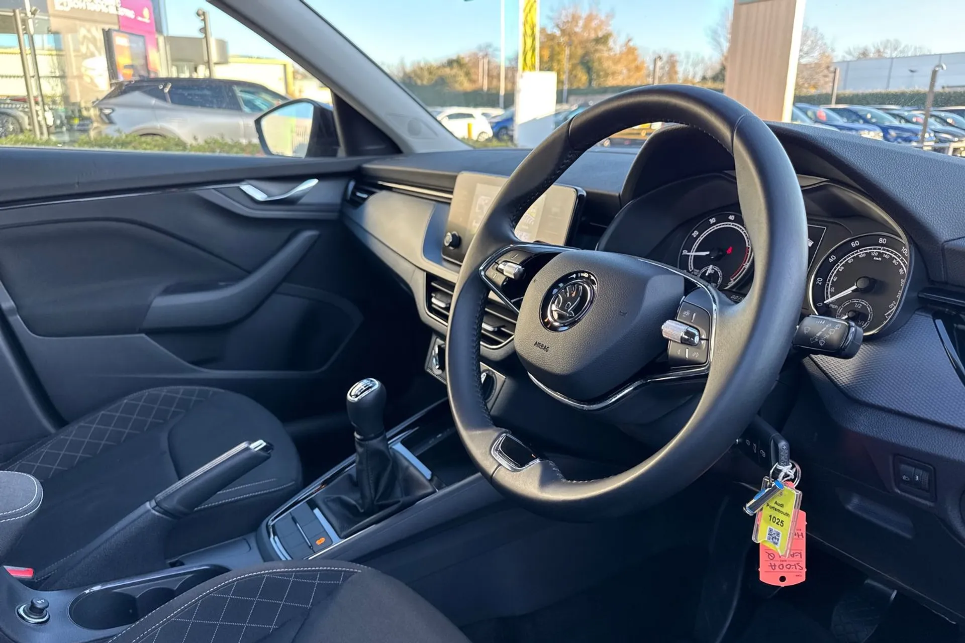 SKODA KAMIQ thumbnail image number 29