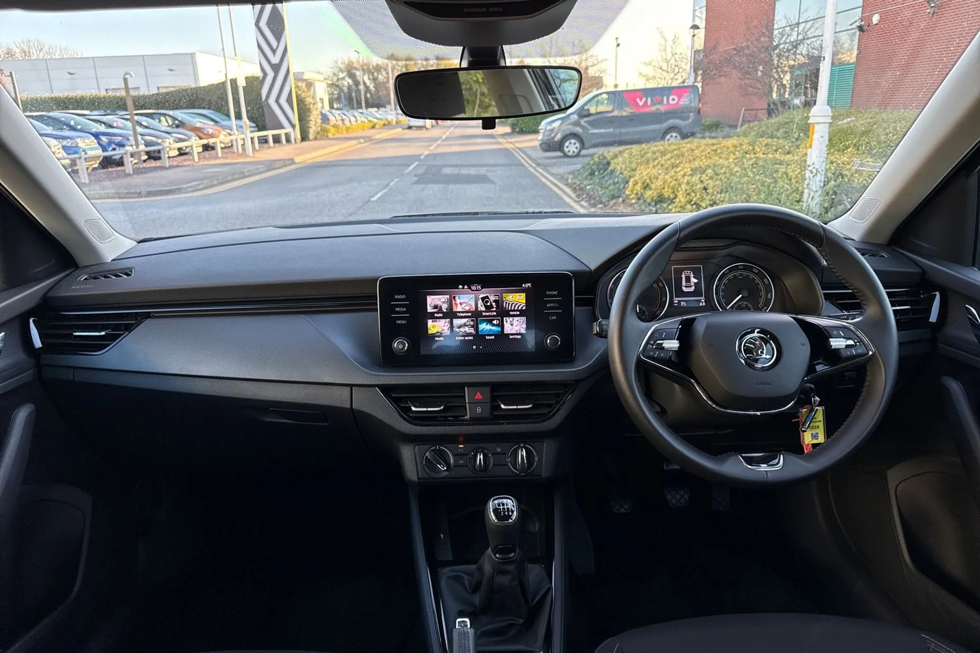 SKODA KAMIQ thumbnail image number 3