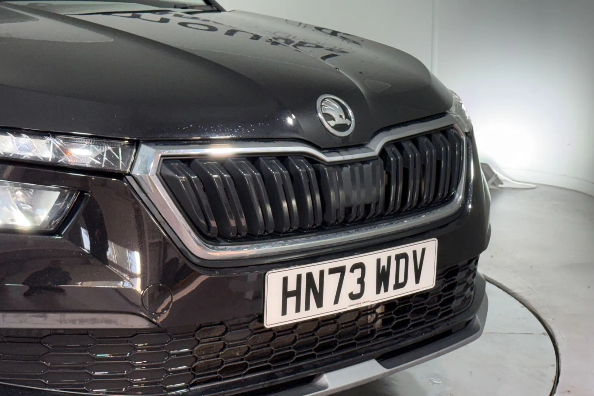 SKODA KAMIQ thumbnail image number 8