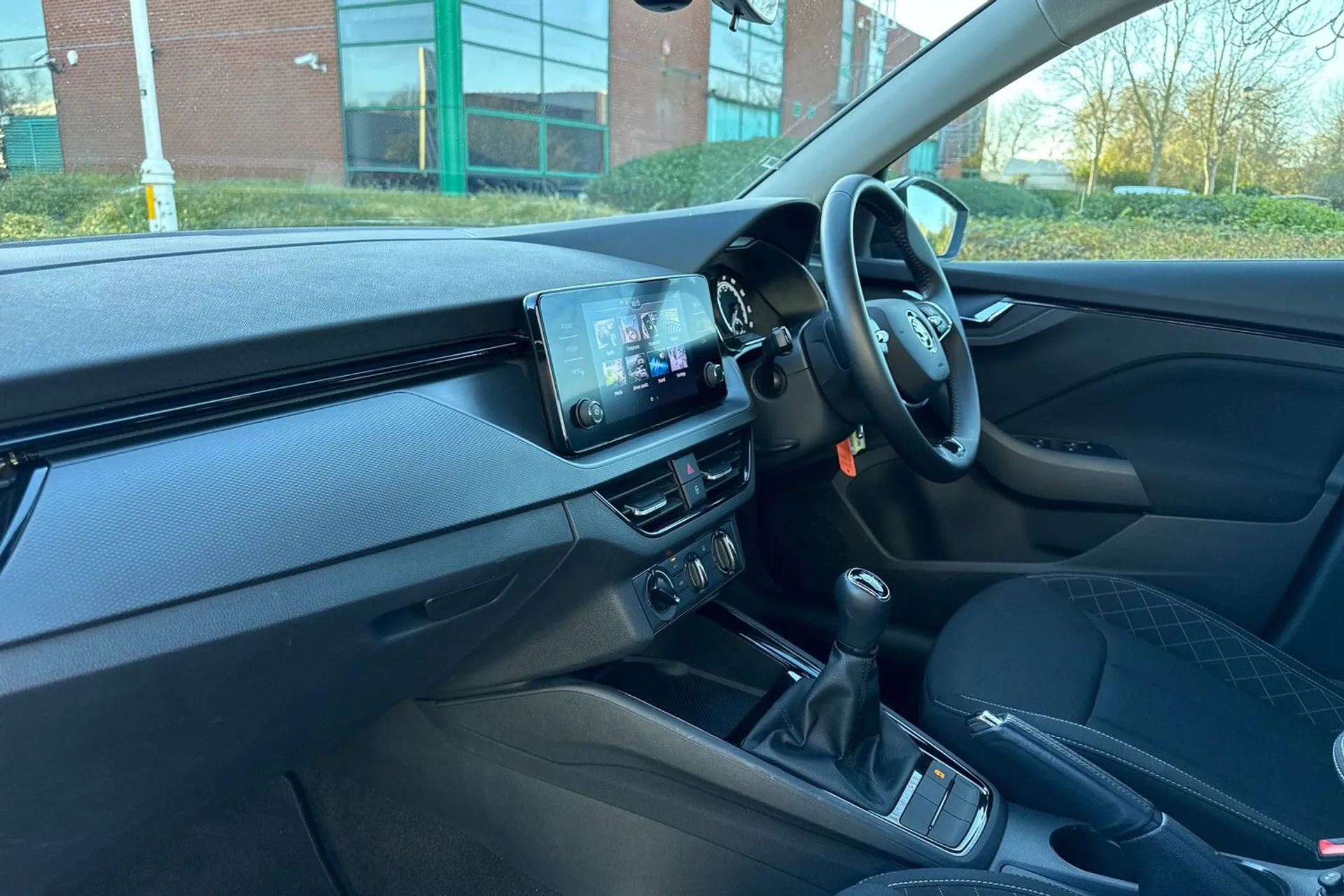 SKODA KAMIQ thumbnail image number 30