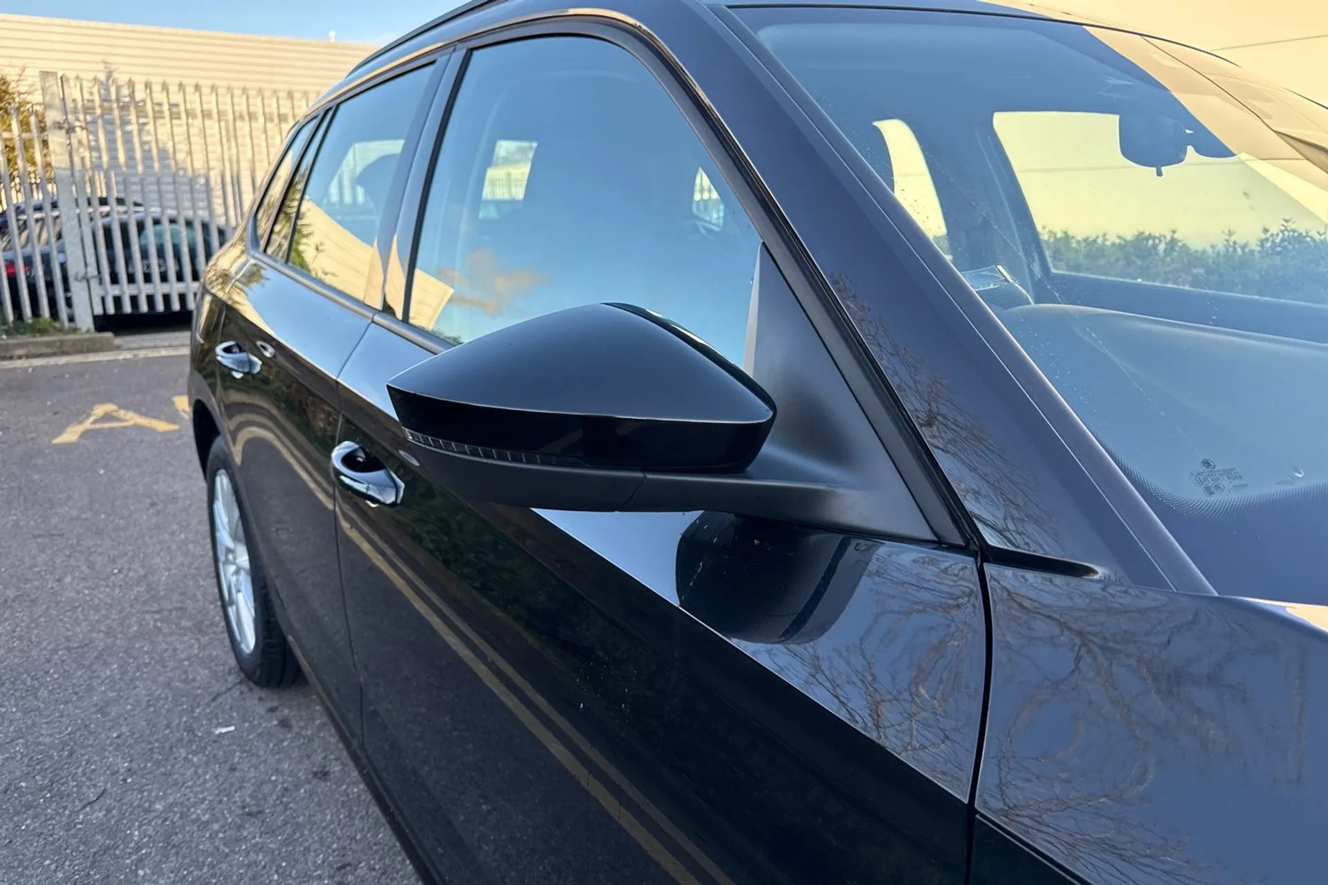 SKODA KAMIQ thumbnail image number 15