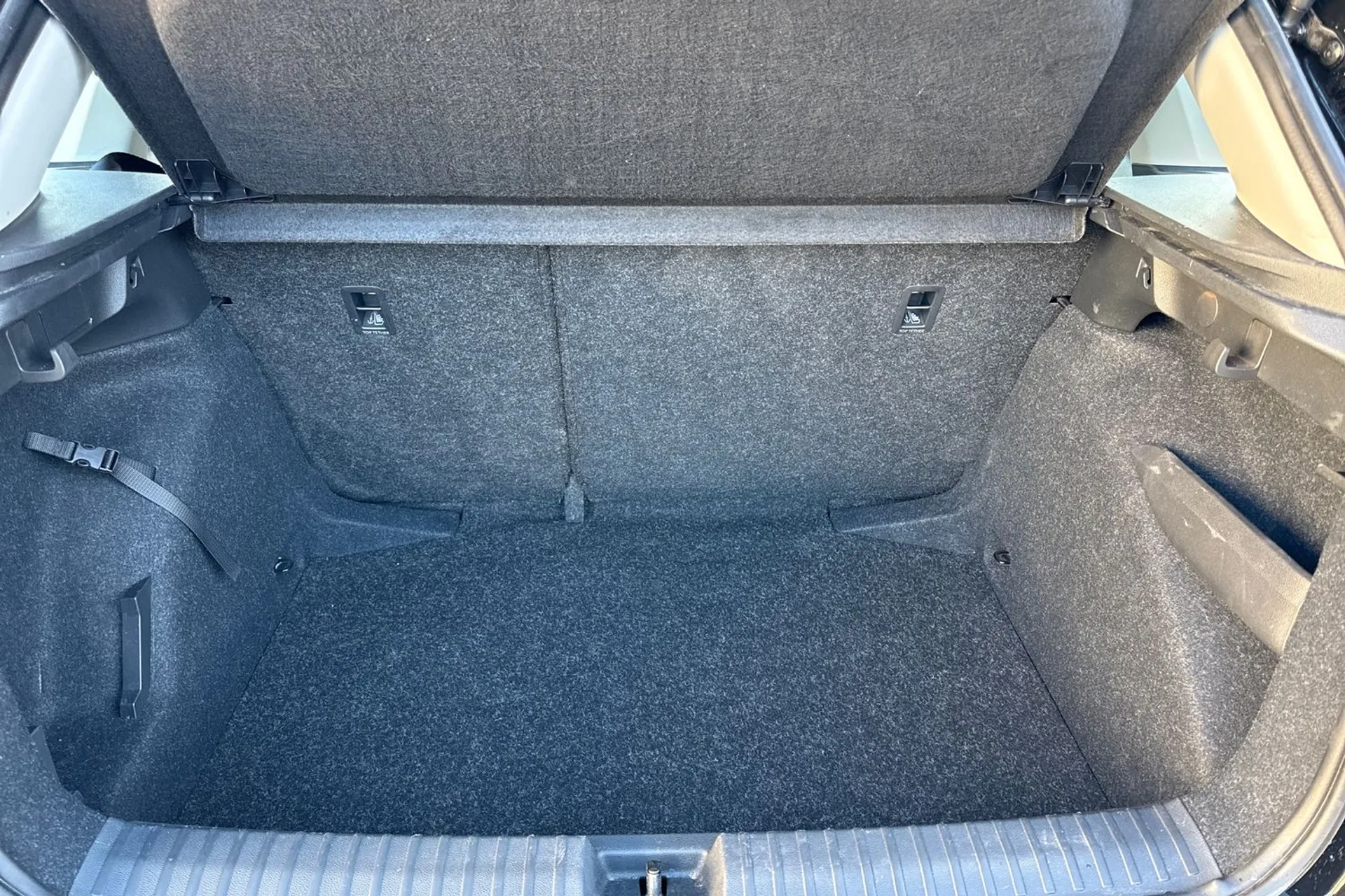 SKODA KAMIQ thumbnail image number 18