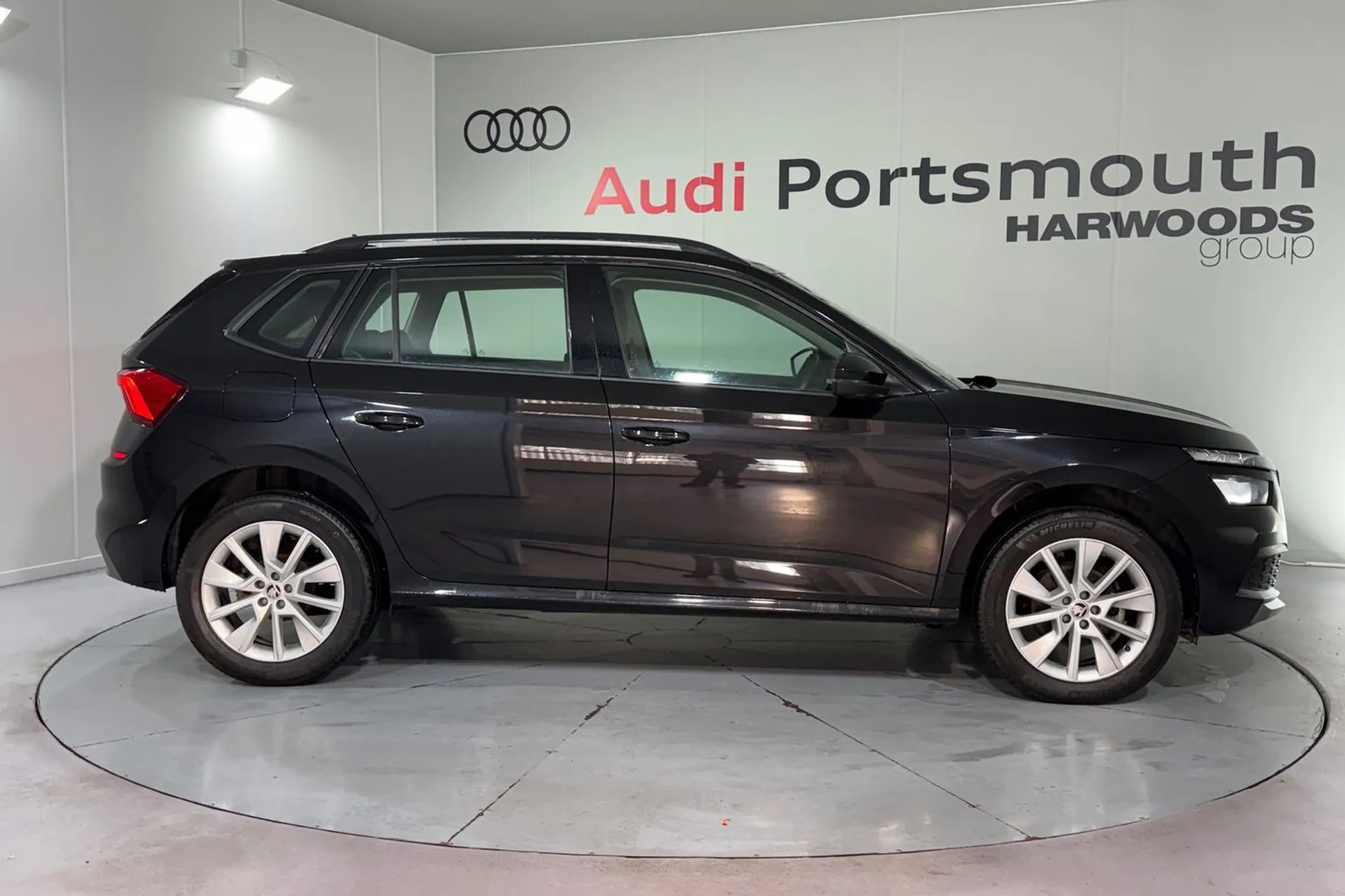 SKODA KAMIQ thumbnail image number 2