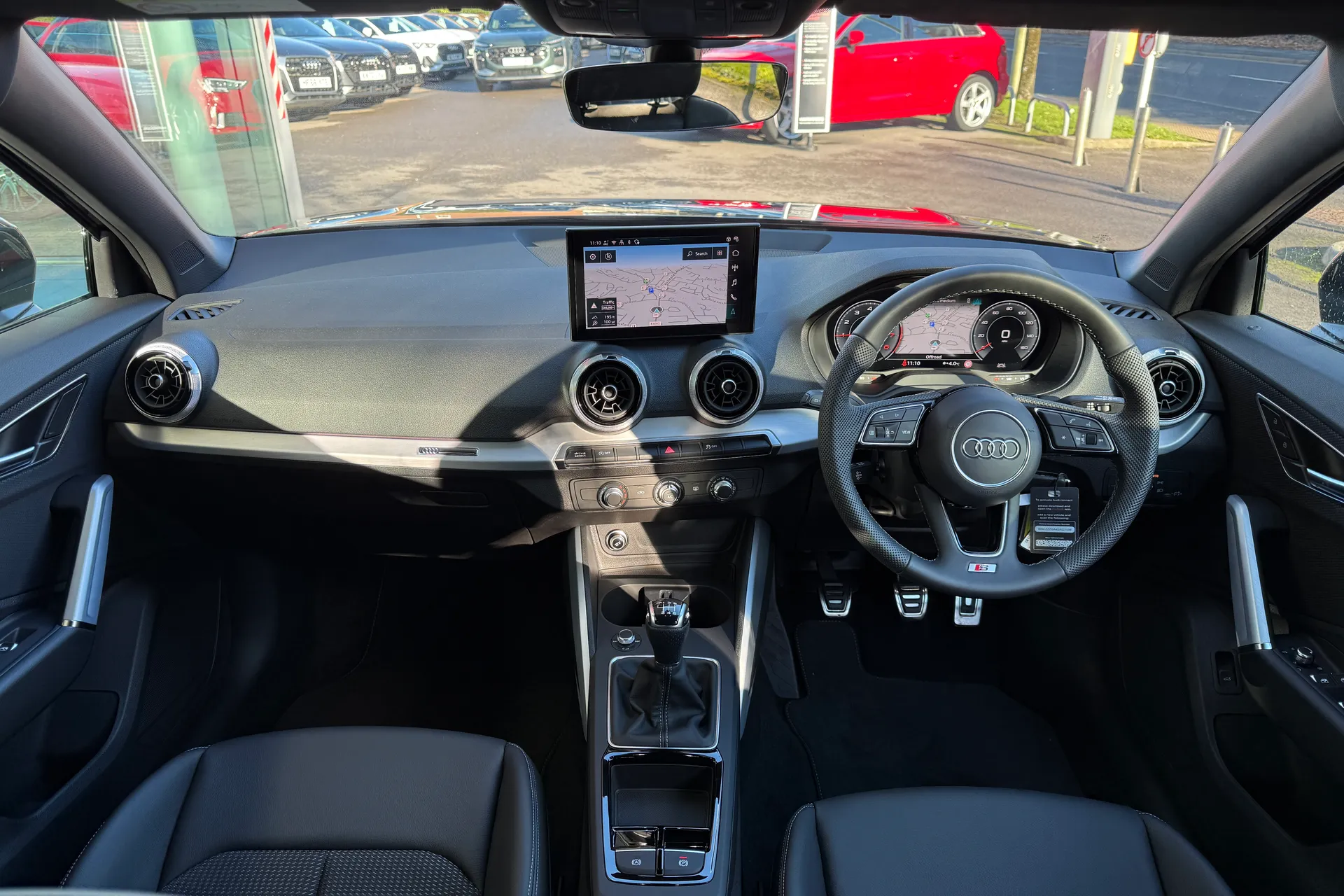 Audi Q2 thumbnail image number 3